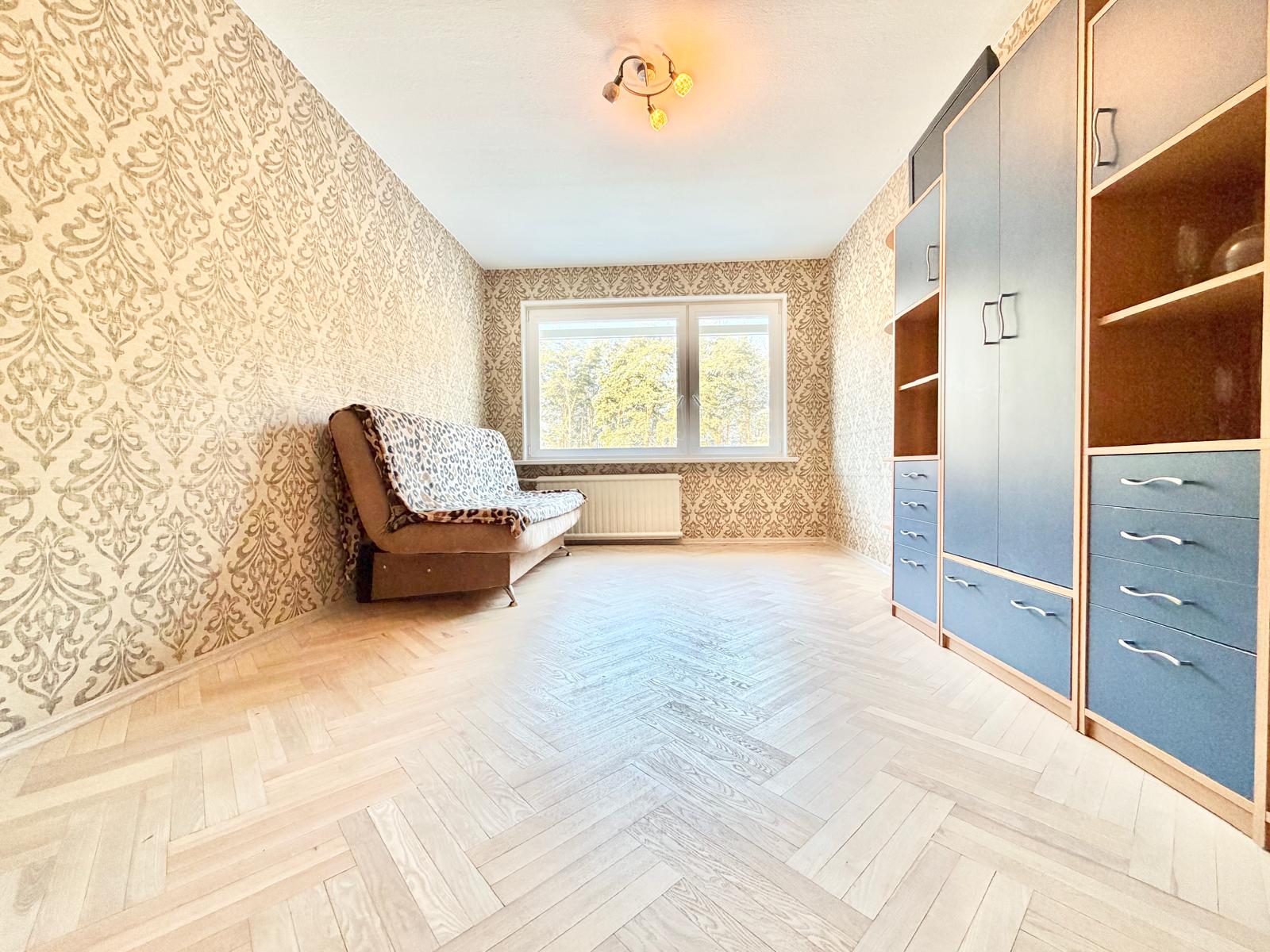 3 kambarių butas, Lazdynai, Architektų g., 63.87m², 5 aukštas, €136000