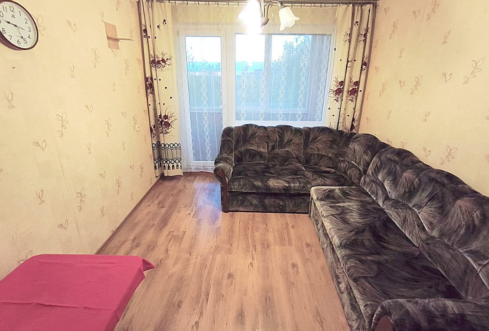 Nuomojamas 1 kambario butas, Viršuliškės, Viršuliškių g., 15m², 8 aukštas, €200