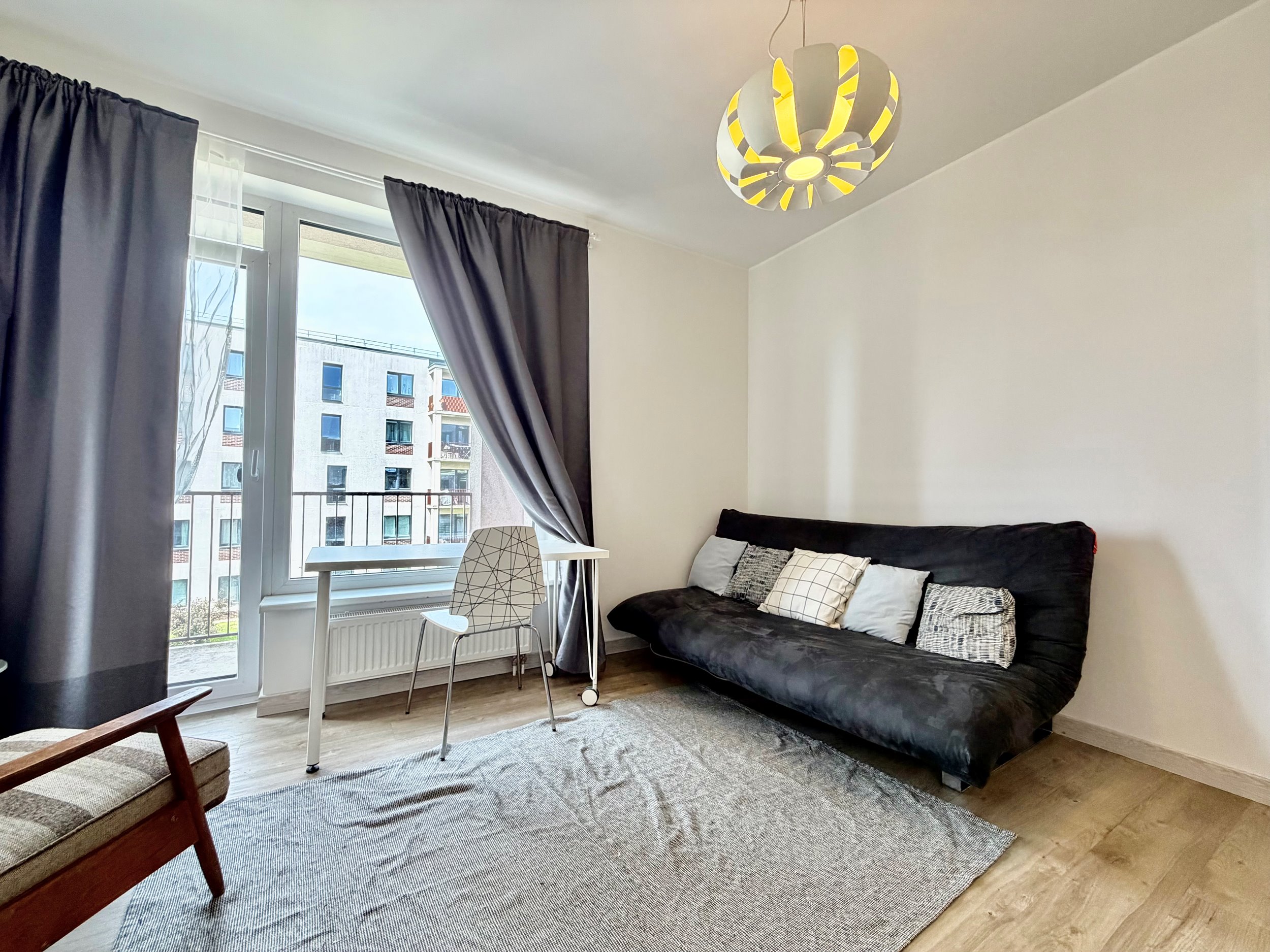 Nuomojamas 2 kambarių butas, Baltupiai, Kazio Ulvydo g., 50m², 3 aukštas, €700