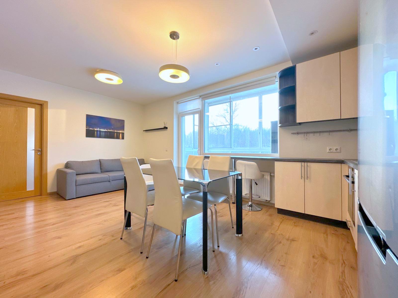 Nuomojamas 3 kambarių butas, Baltupiai, Kazio Ulvydo g., 55m², 2 aukštas, €850