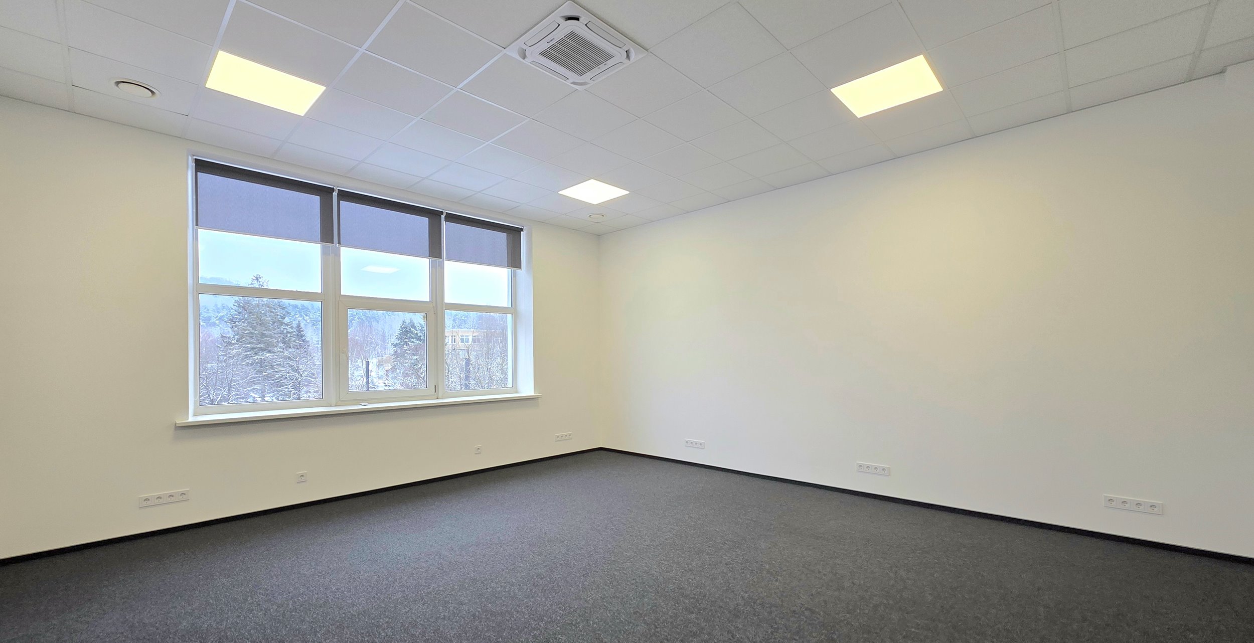 Nuomojamas biuro patalpos, Paneriai, Savanorių pr., 42m², 3 aukštas, €320