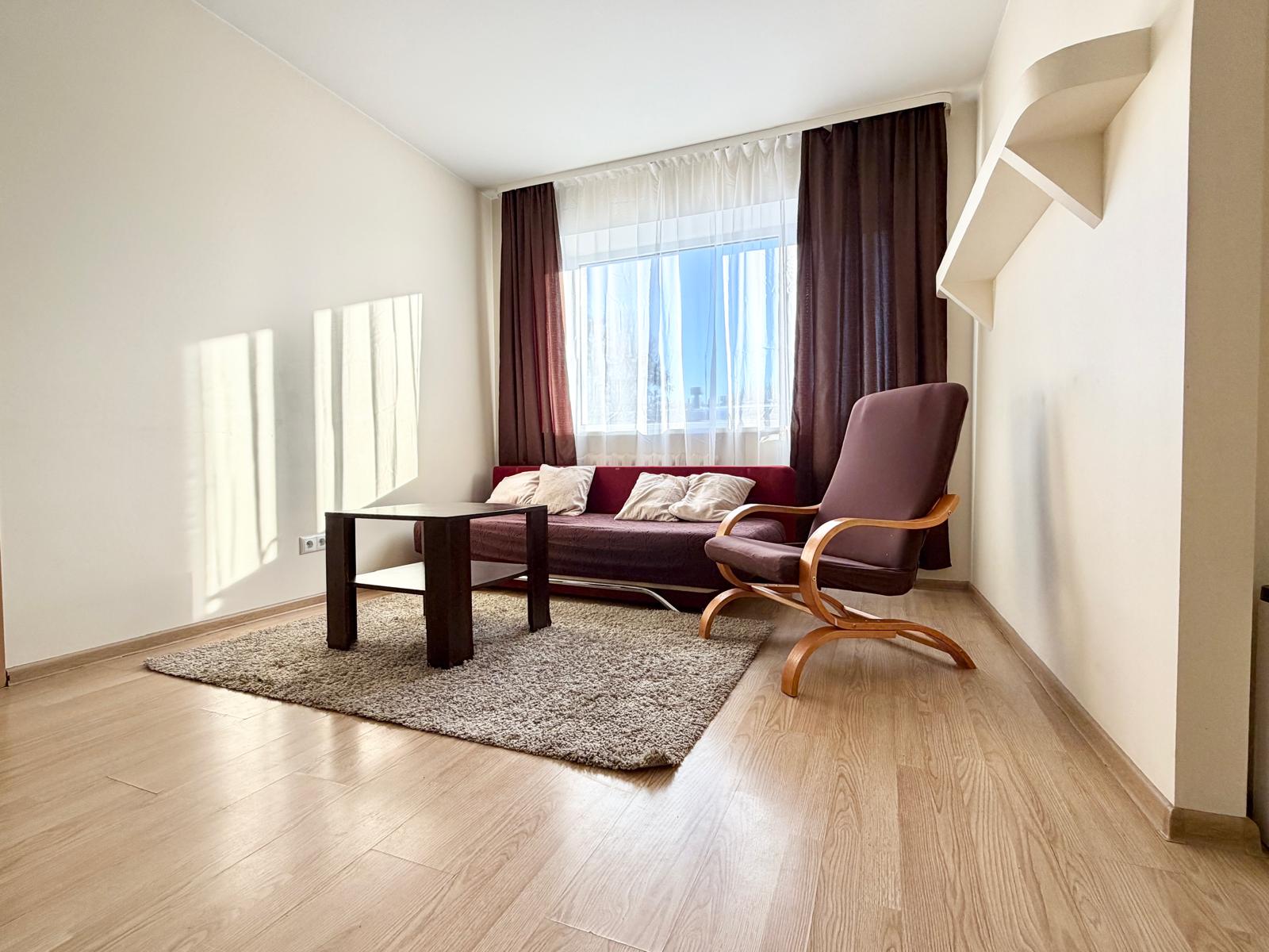 Nuomojamas 2 kambarių butas, Naujamiestis, Savanorių pr., 42m², 5 aukštas, €500