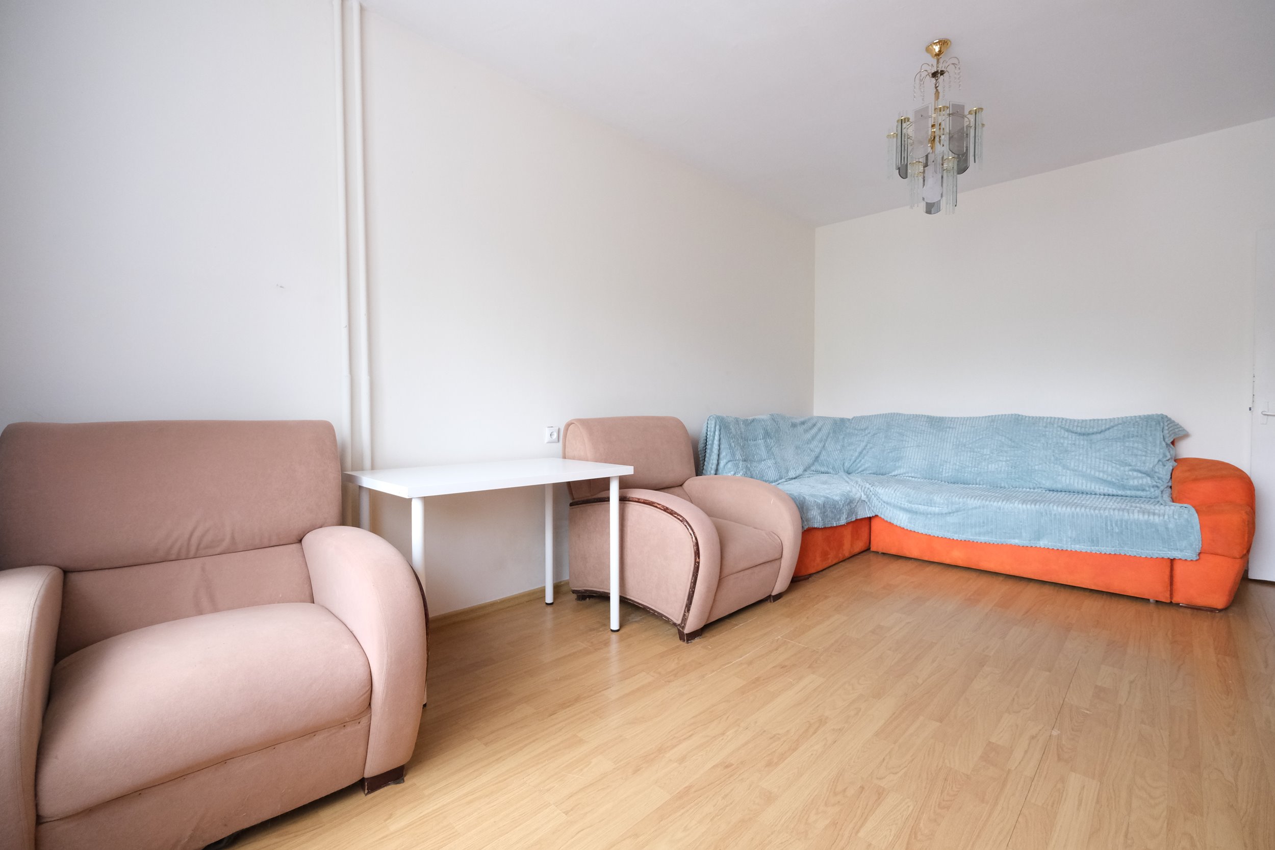 Nuomojamas 1 kambario butas, Šeškinė, Gelvonų g., 40m², 1 aukštas, €400