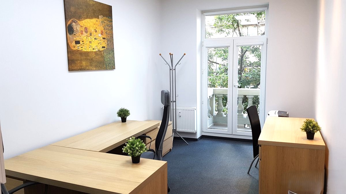 Nuomojamas biuro patalpos, Naujamiestis, Švitrigailos g., 13.20m², 2 aukštas, €260