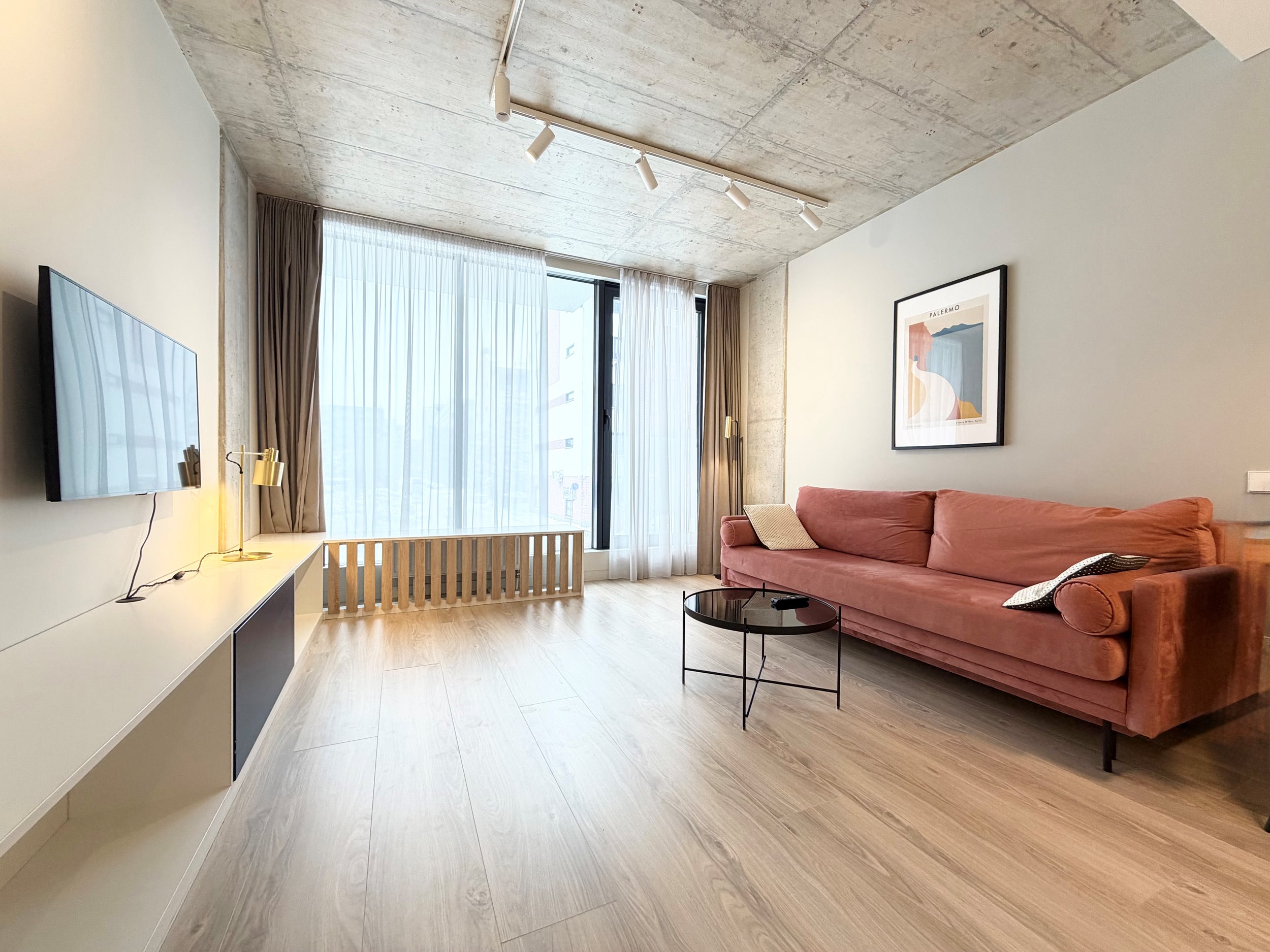 Nuomojamas 1 kambario butas, Šnipiškės, Giedraičių g., 37m², 2 aukštas, €600