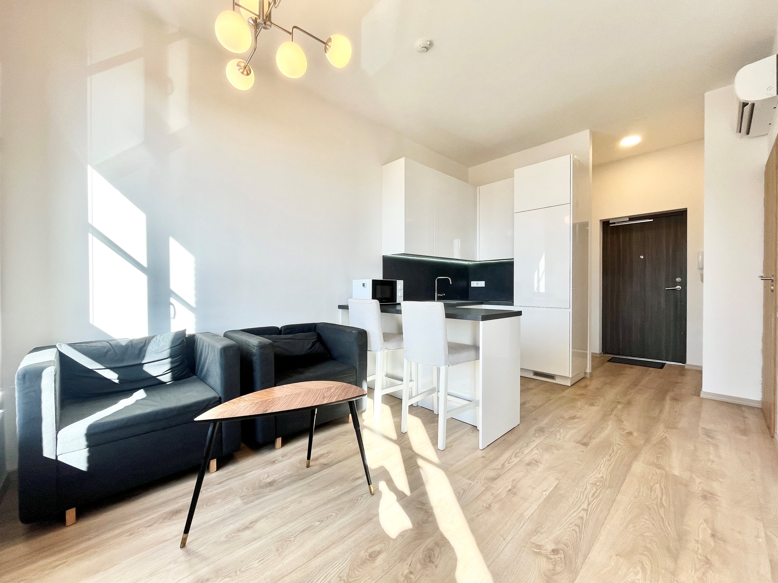 Nuomojamas 2 kambarių butas, Naujamiestis, Vytenio g., 31m², 4 aukštas, €650