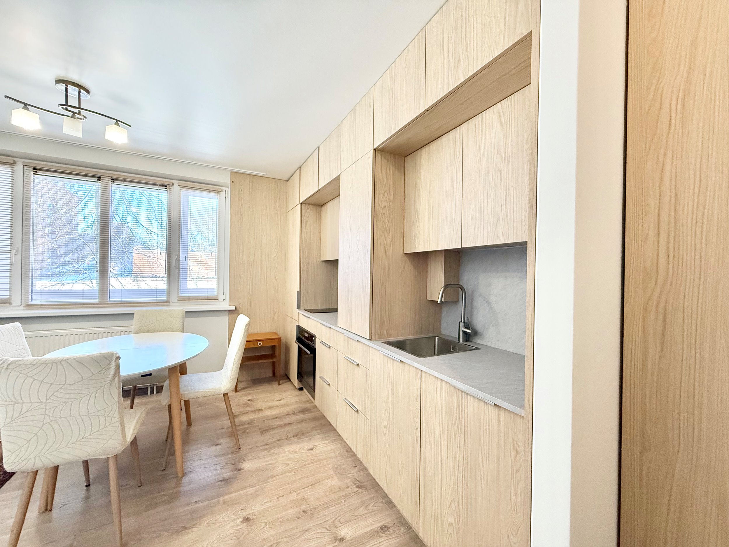 Nuomojamas 2 kambarių butas, Jeruzalė, Rugių g., 45m², 1 aukštas, €650