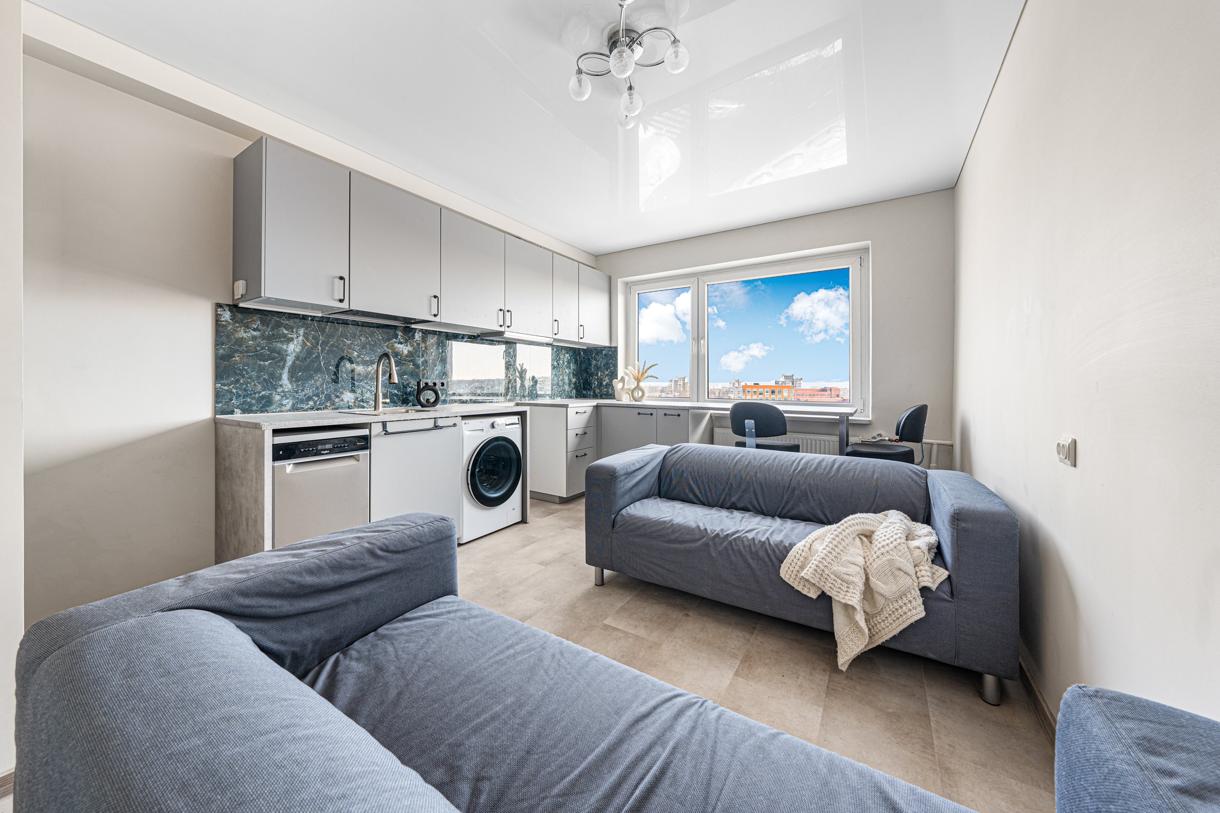 3 kambarių butas, Šeškinė, Šeškinės g., 55.32m², 9 aukštas, €155000