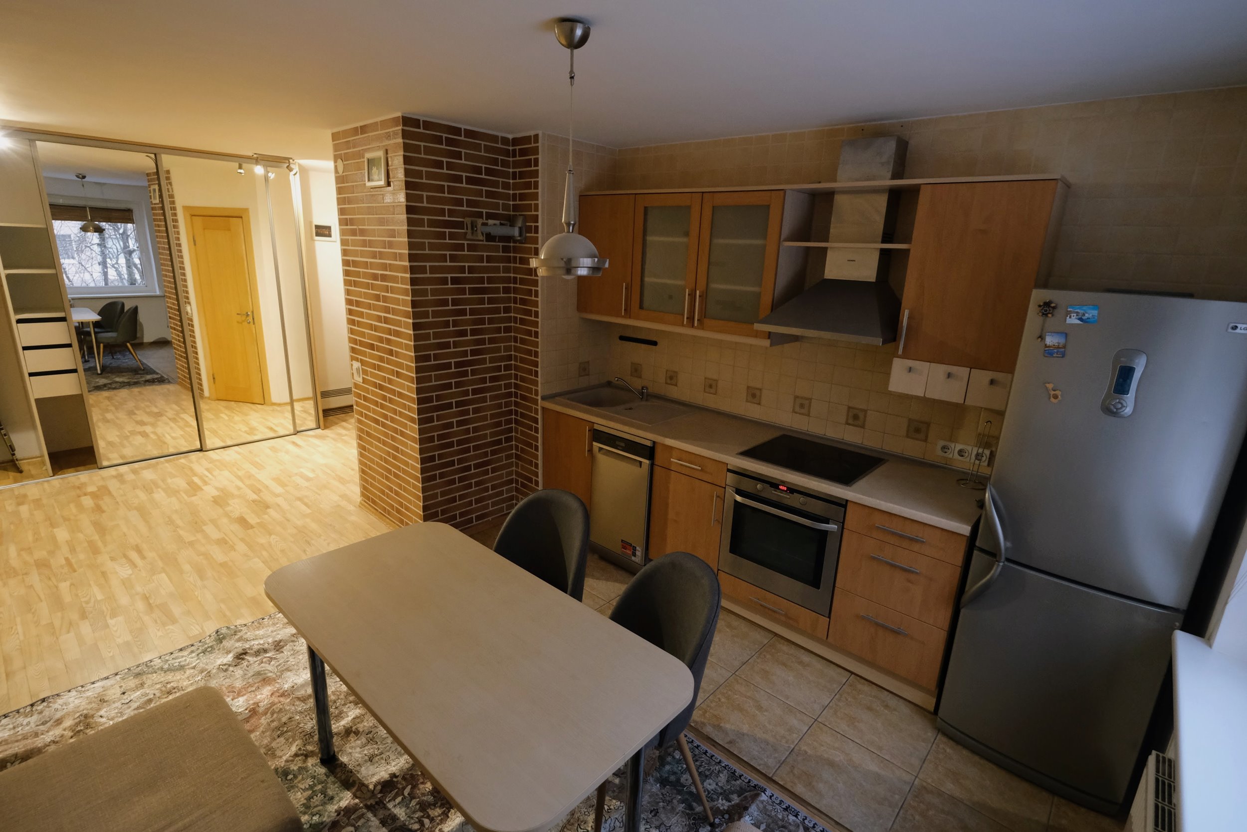 Nuomojamas 1 kambario butas, Karoliniškės, 56m², 1 aukštas, €750