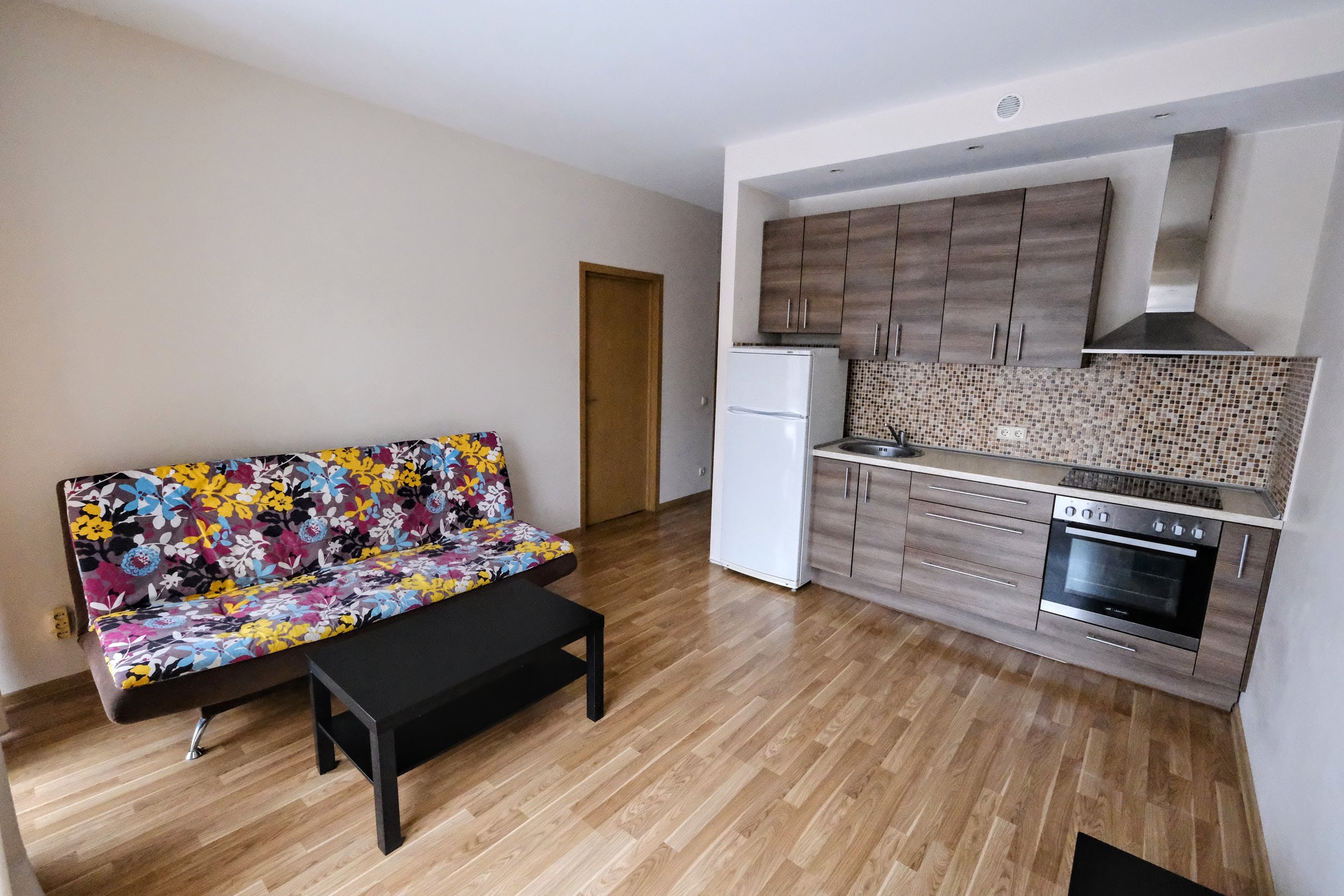 Nuomojamas 2 kambarių butas, Karoliniškės, Loretos Asanavičiūtės g., 38m², 4 aukštas, €560