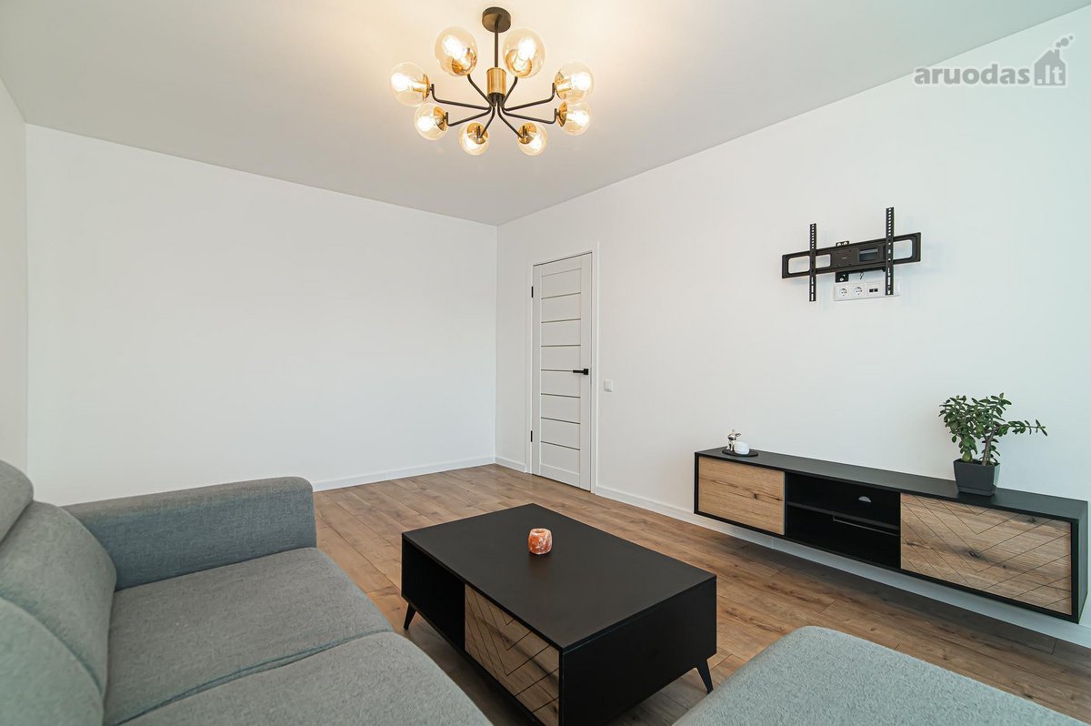 Nuomojamas 2 kambarių butas, Pilaitė, Vydūno g., 54m², 4 aukštas, €650