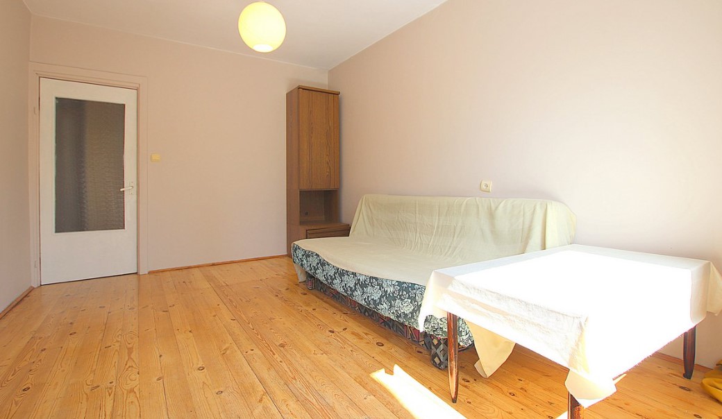 Nuomojamas 2 kambarių butas, Naujamiestis, Savanorių pr., 50m², 3 aukštas, €400