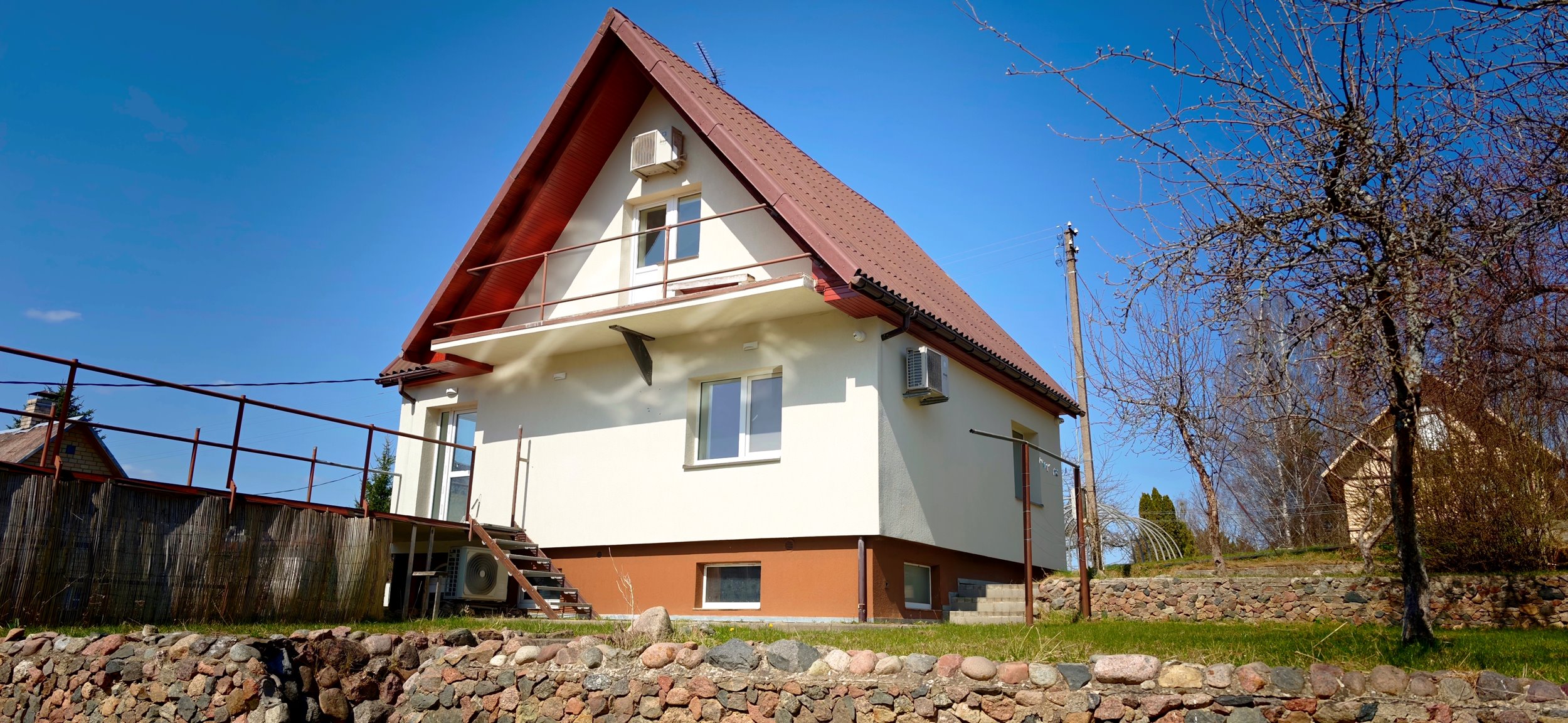 Nuomojamas gyvenamasis namas, Vėtrungės 2-oji g., 2 aukštų, 96m², 6.50a, €800