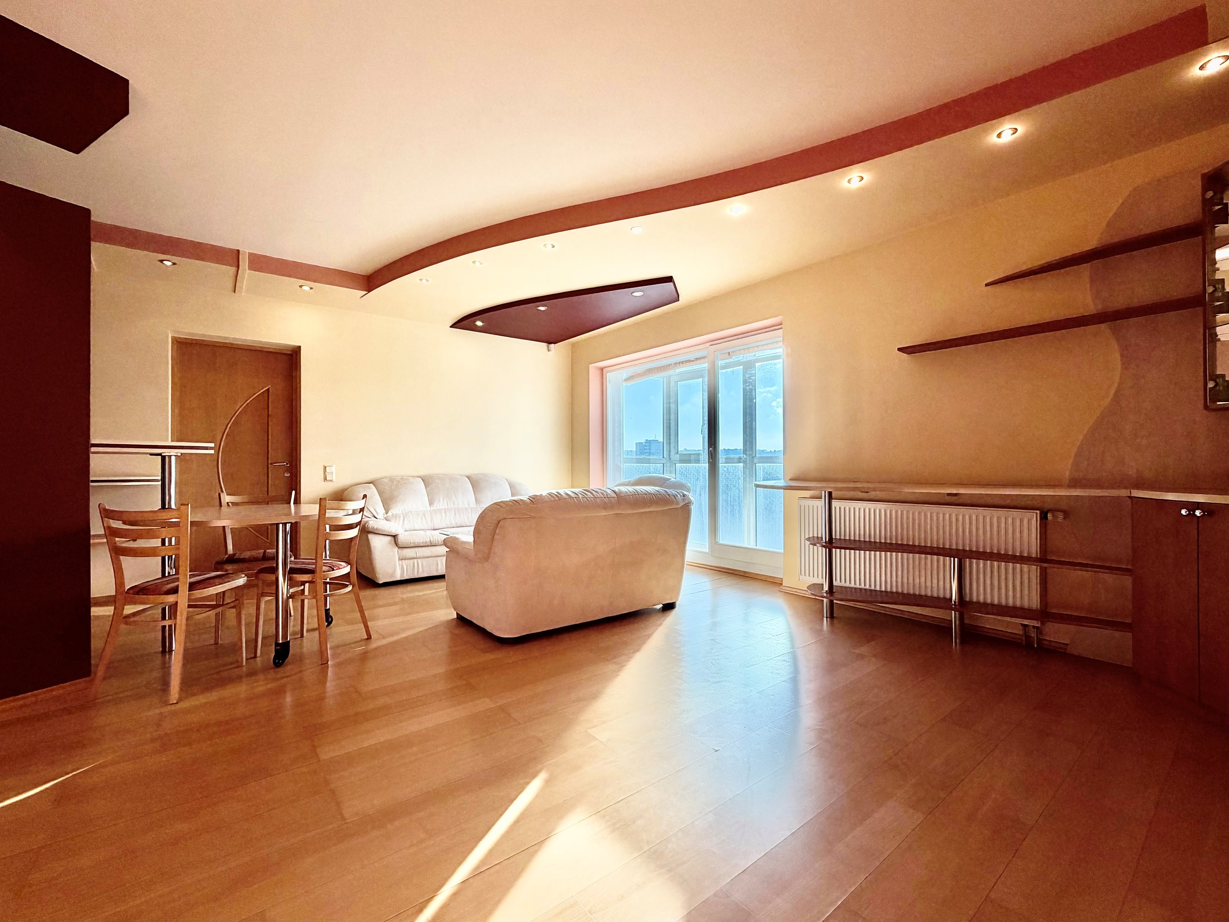 Nuomojamas 2 kambarių butas, Šiaurės miestelis, Žygio g., 78m², 3 aukštas, €650