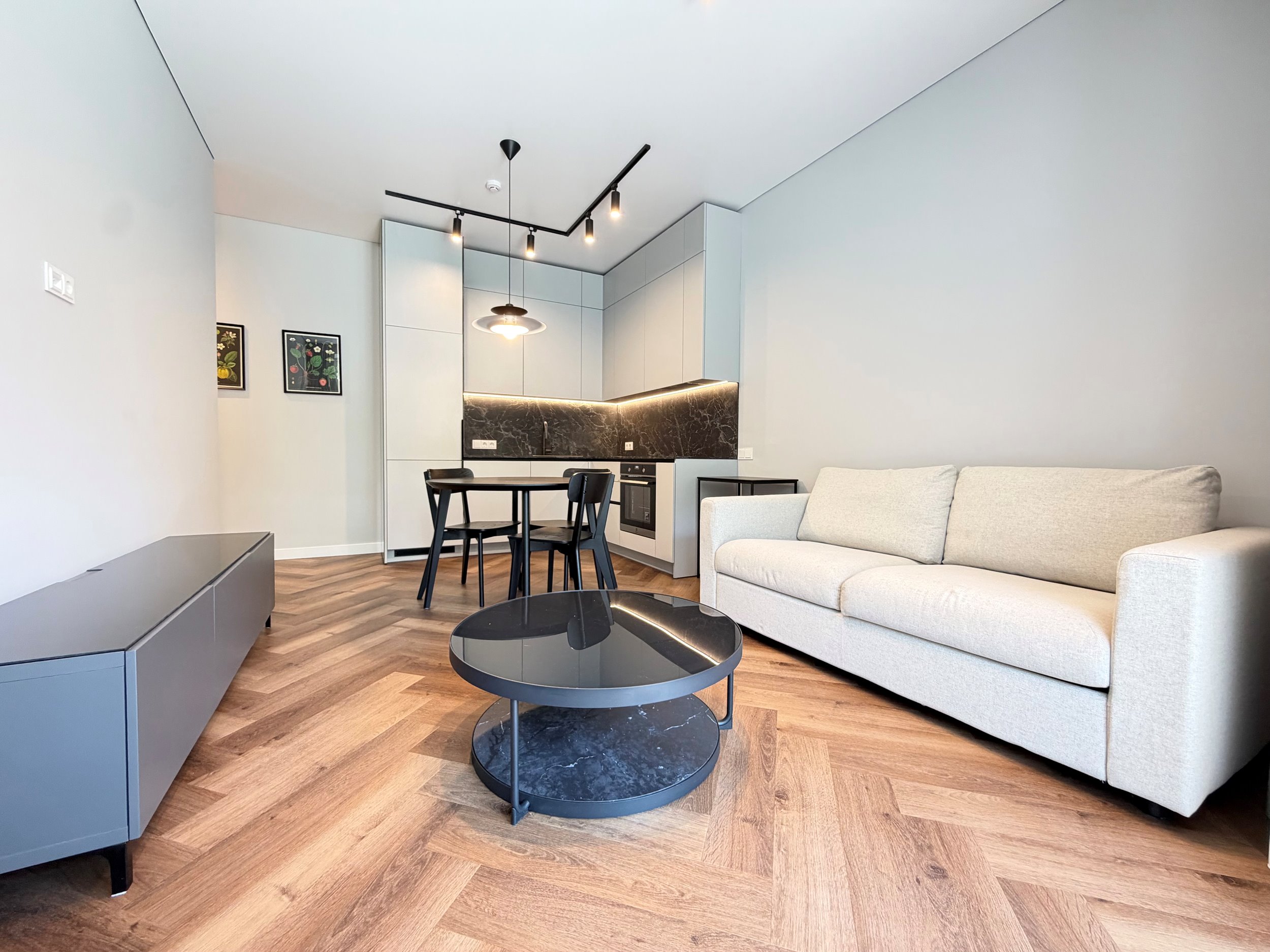 Nuomojamas 2 kambarių butas, Freda, T. Ivanausko g., 40m², 1 aukštas, €800