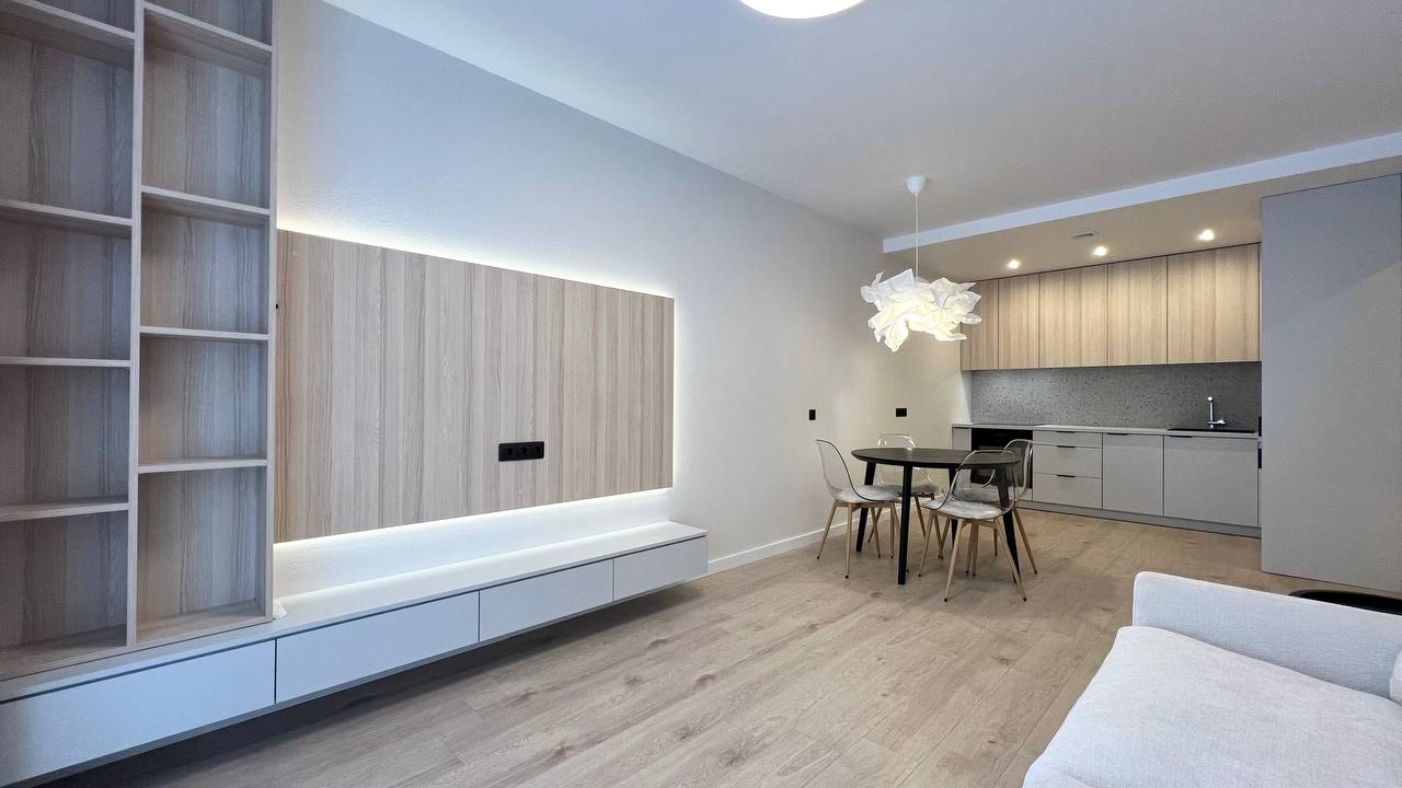 Nuomojamas 3 kambarių butas, Pašilaičiai, Perkūnkiemio g., 65m&#178;, 2 aukštas, €800