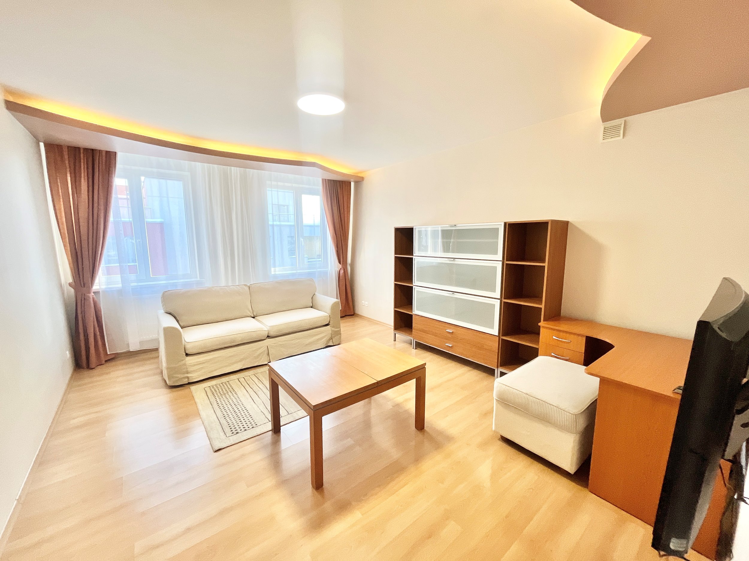 Nuomojamas 2 kambarių butas, Jeruzalė, Rugių g., 61.50m², 2 aukštas, €600