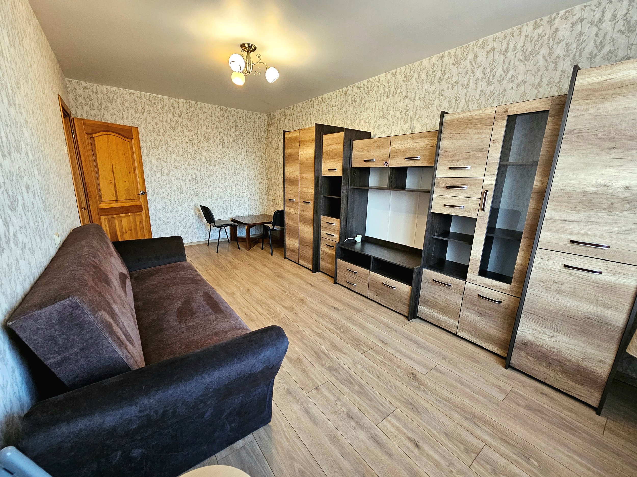 Nuomojamas 1 kambario butas, Karoliniškės, Apolinaro Juozo Povilaičio g., 35m², 5 aukštas, €400