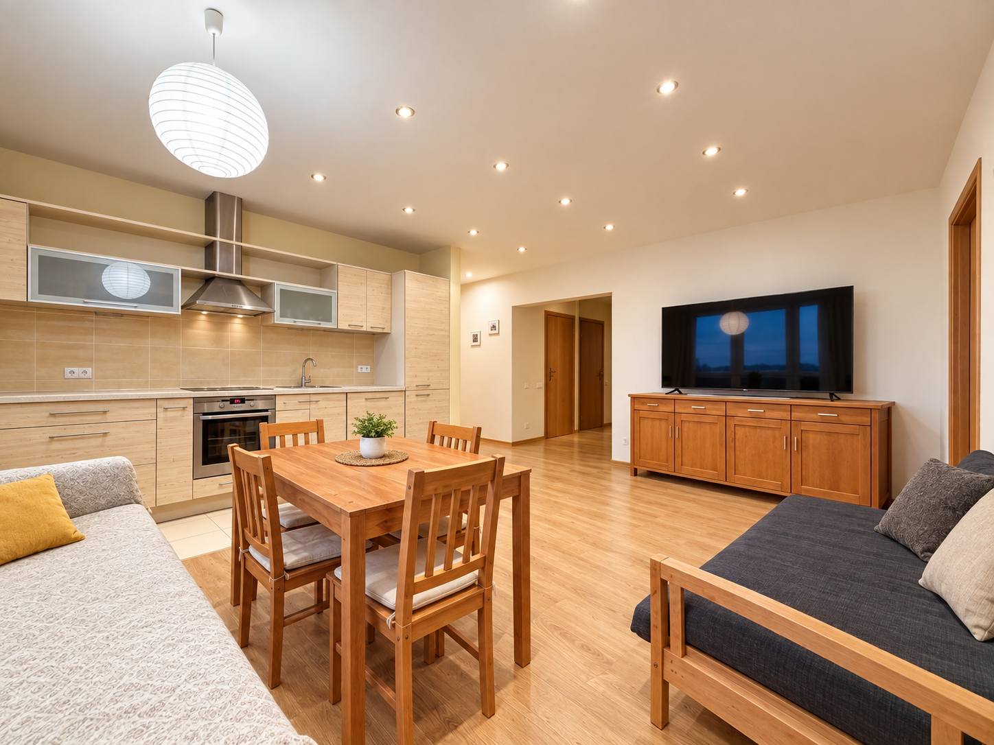 3 kambarių butas, Eiguliai, Sukilėlių pr., 70m², 8 aukštas, €245000