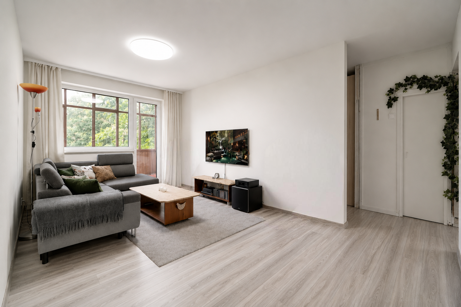 3 kambarių butas, Žirmūnai, Žirmūnų g., 64.80m², 3 aukštas, €185000