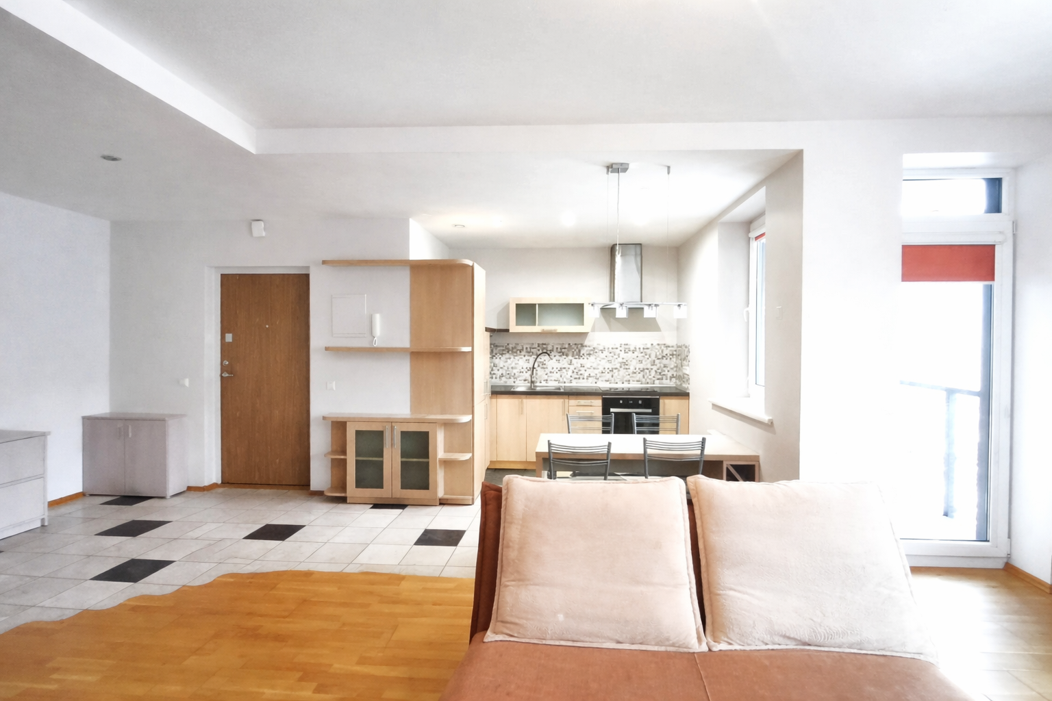 Nuomojamas 2 kambarių butas, Pašilaičiai, Perkūnkiemio g., 63m², 7 aukštas, €550