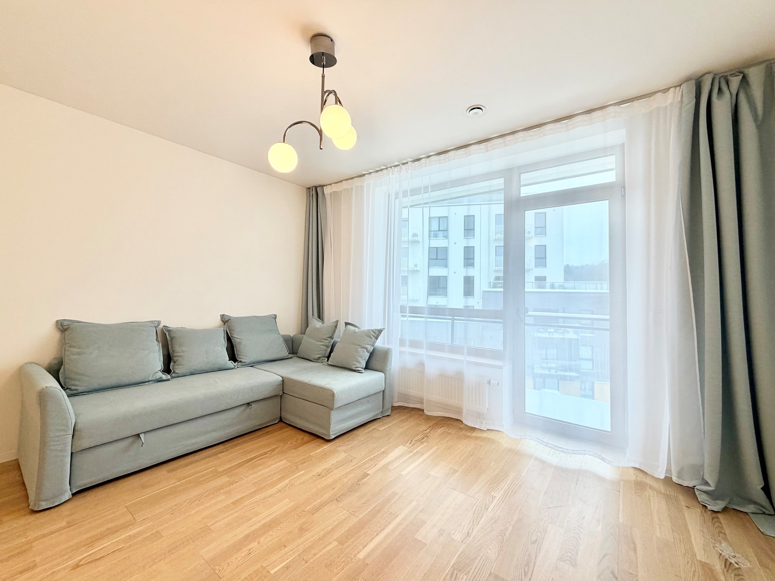 Nuomojamas 2 kambarių butas, Žvėrynas, Pieninės g., 45m², 5 aukštas, €799