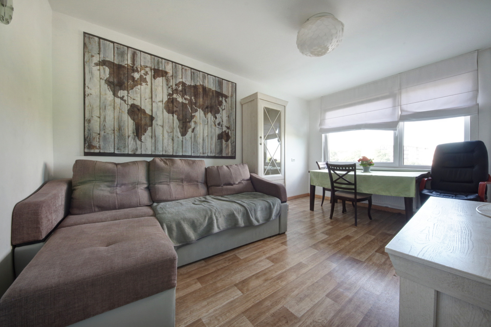 Nuomojamas 4 kambarių butas, Lazdynai, Architektų g., 77m², 3 aukštas, €700