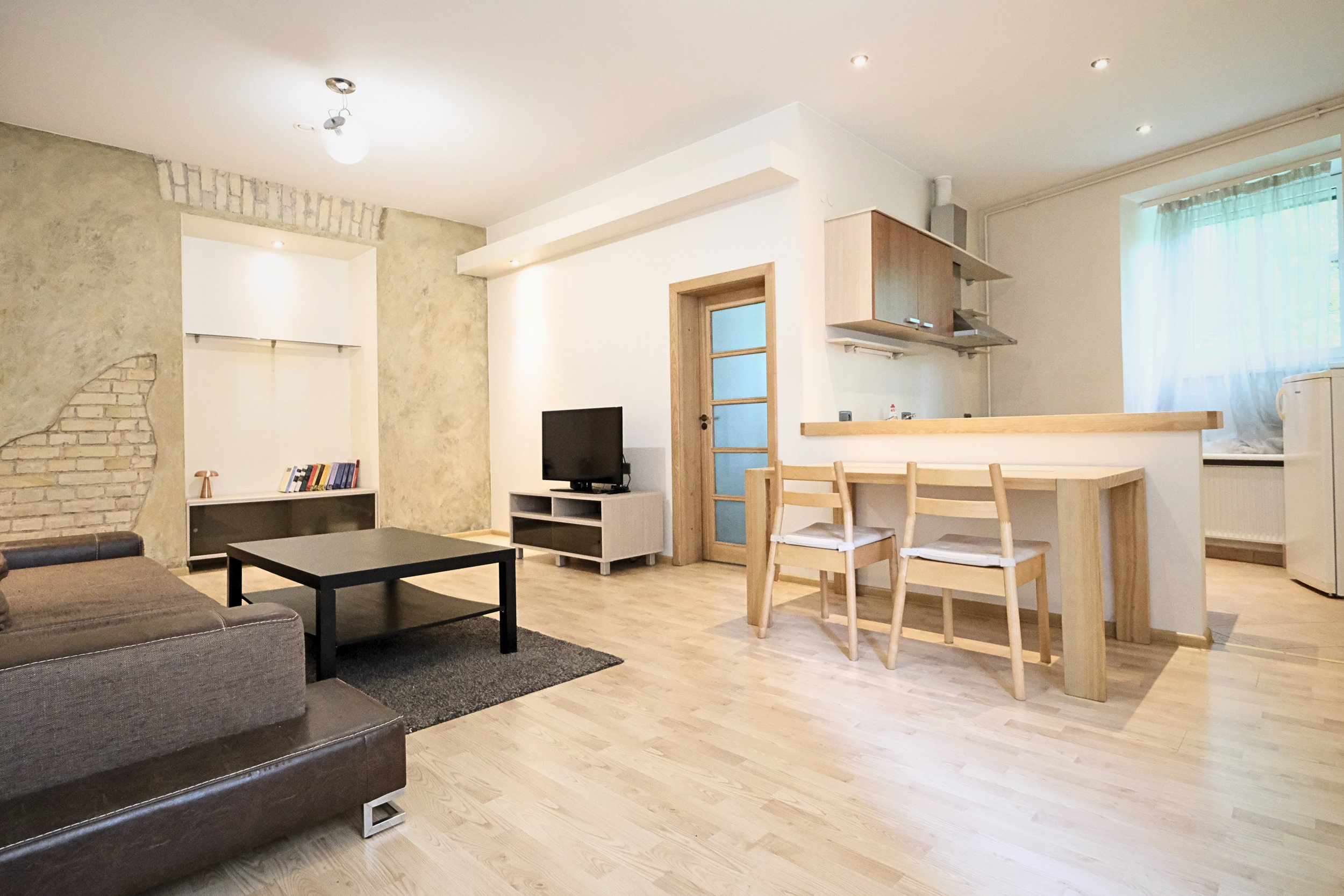 Nuomojamas 2 kambarių butas, Senamiestis, M. Daukšos g., 55m², 1 aukštas, €650