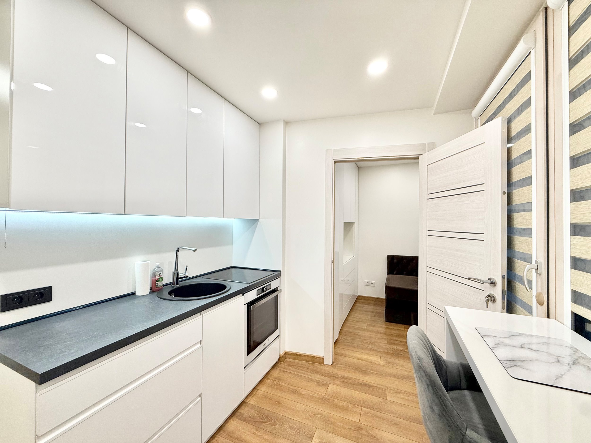 Nuomojamas 2 kambarių butas, Šnipiškės, Ceikinių g., 32m², 4 aukštas, €630