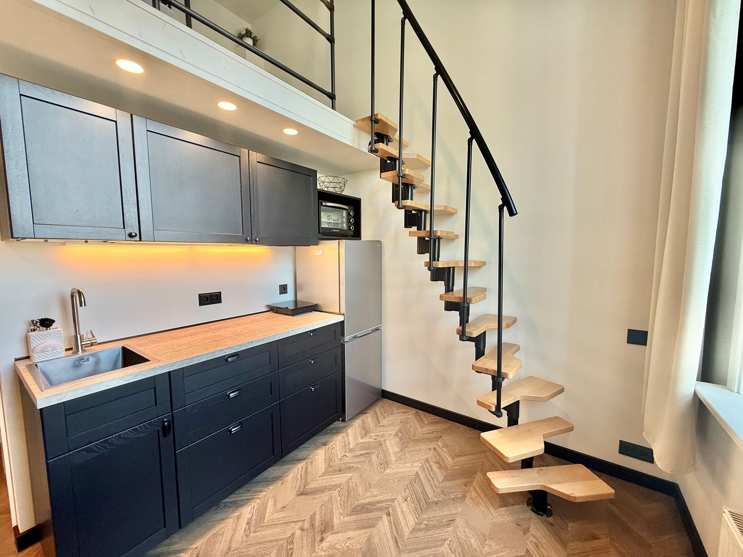 Nuomojamas 2 kambarių butas, Naujamiestis, T. Ševčenkos g., 25m², 3 aukštas, €600