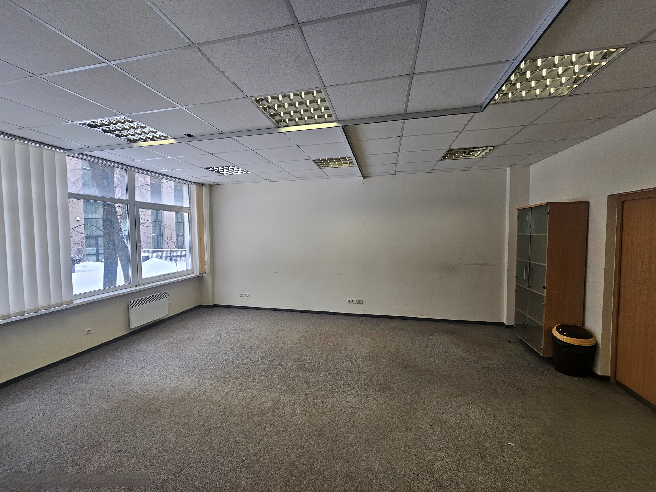 Nuomojamas biuro patalpos, Žirmūnai, Kalvarijų g., 40m², 2 aukštas, €340