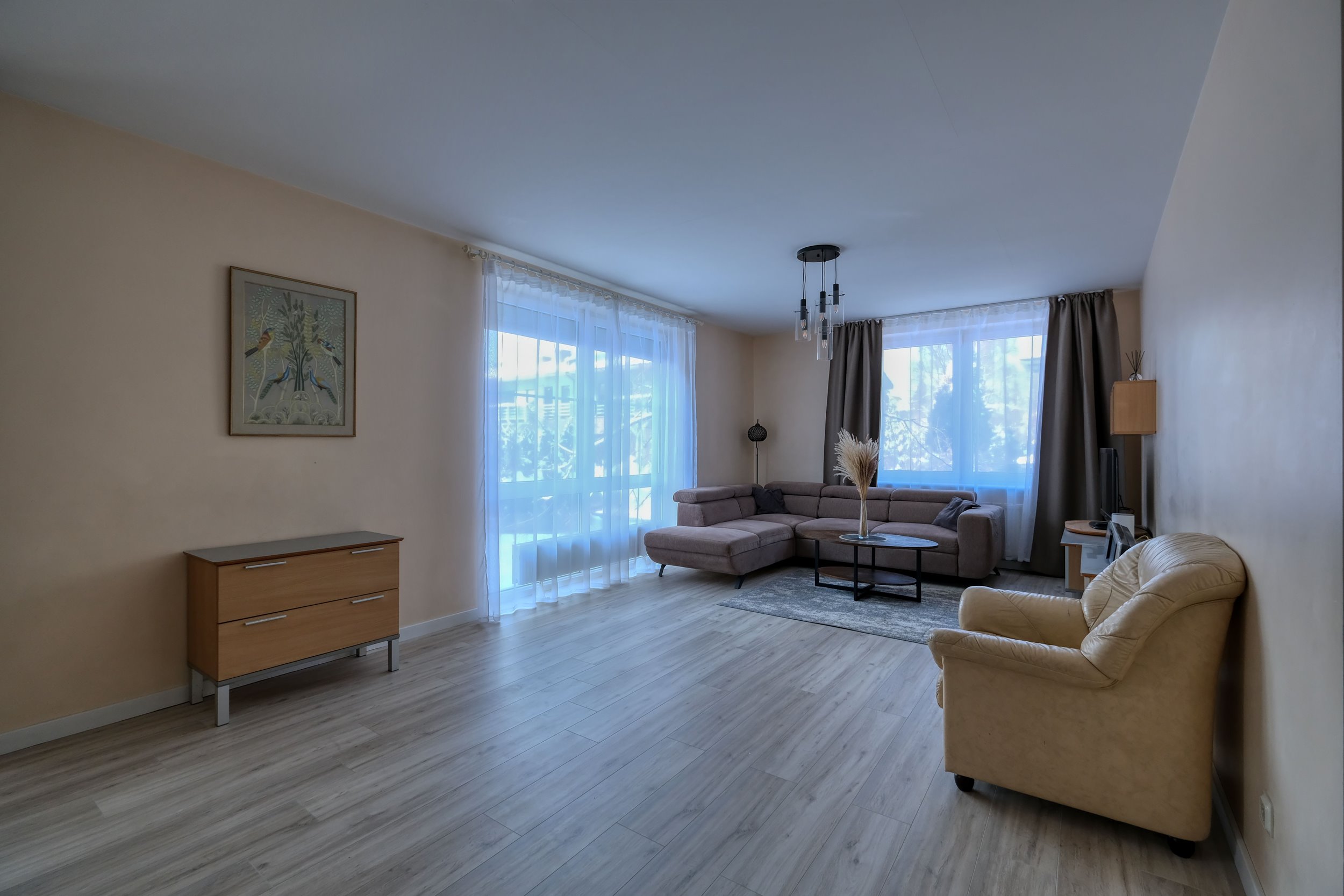 Nuomojamas 2 kambarių butas, Jeruzalė, Mokyklos g., 70m², 1 aukštas, €700