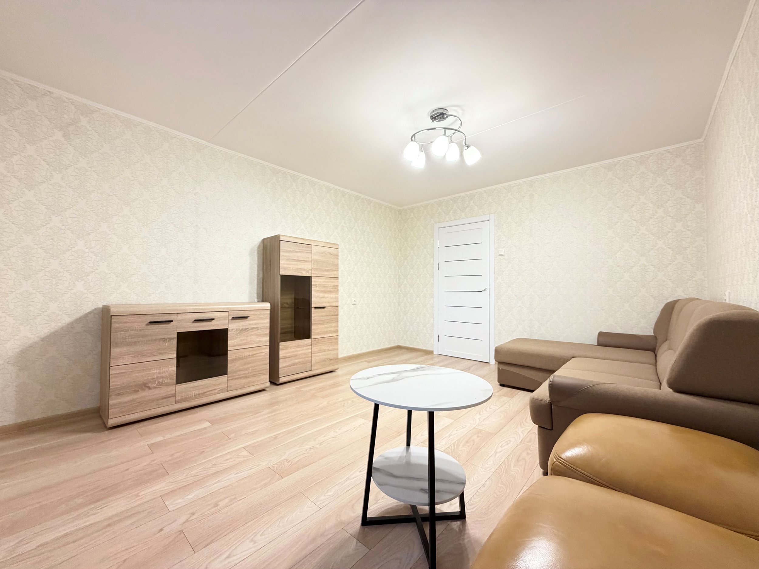 Nuomojamas 2 kambarių butas, Žirmūnai, Šeimyniškių g., 62m², 3 aukštas, €650