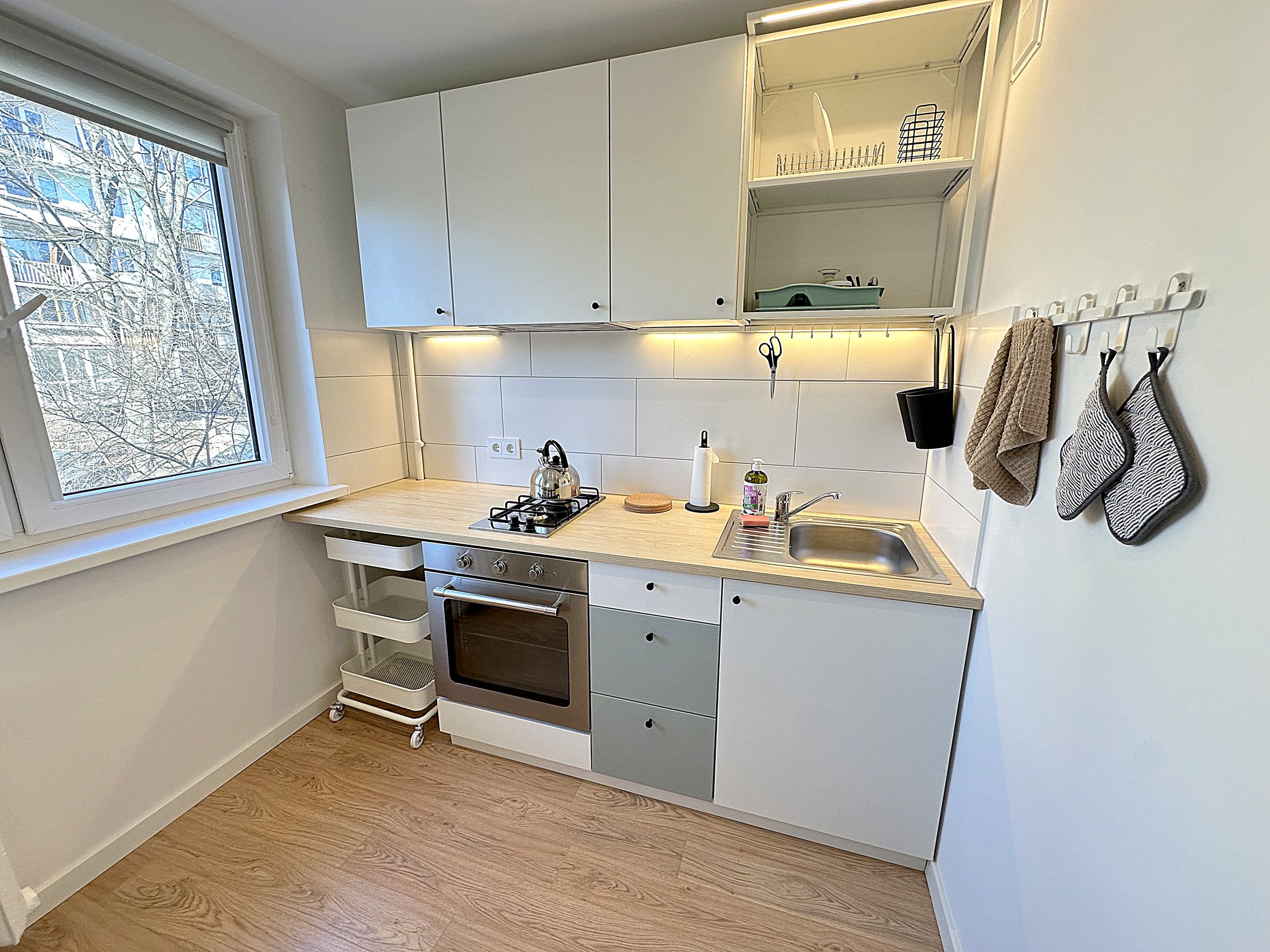 Nuomojamas 2 kambarių butas, Žirmūnai, Apkasų g., 45m², 2 aukštas, €640