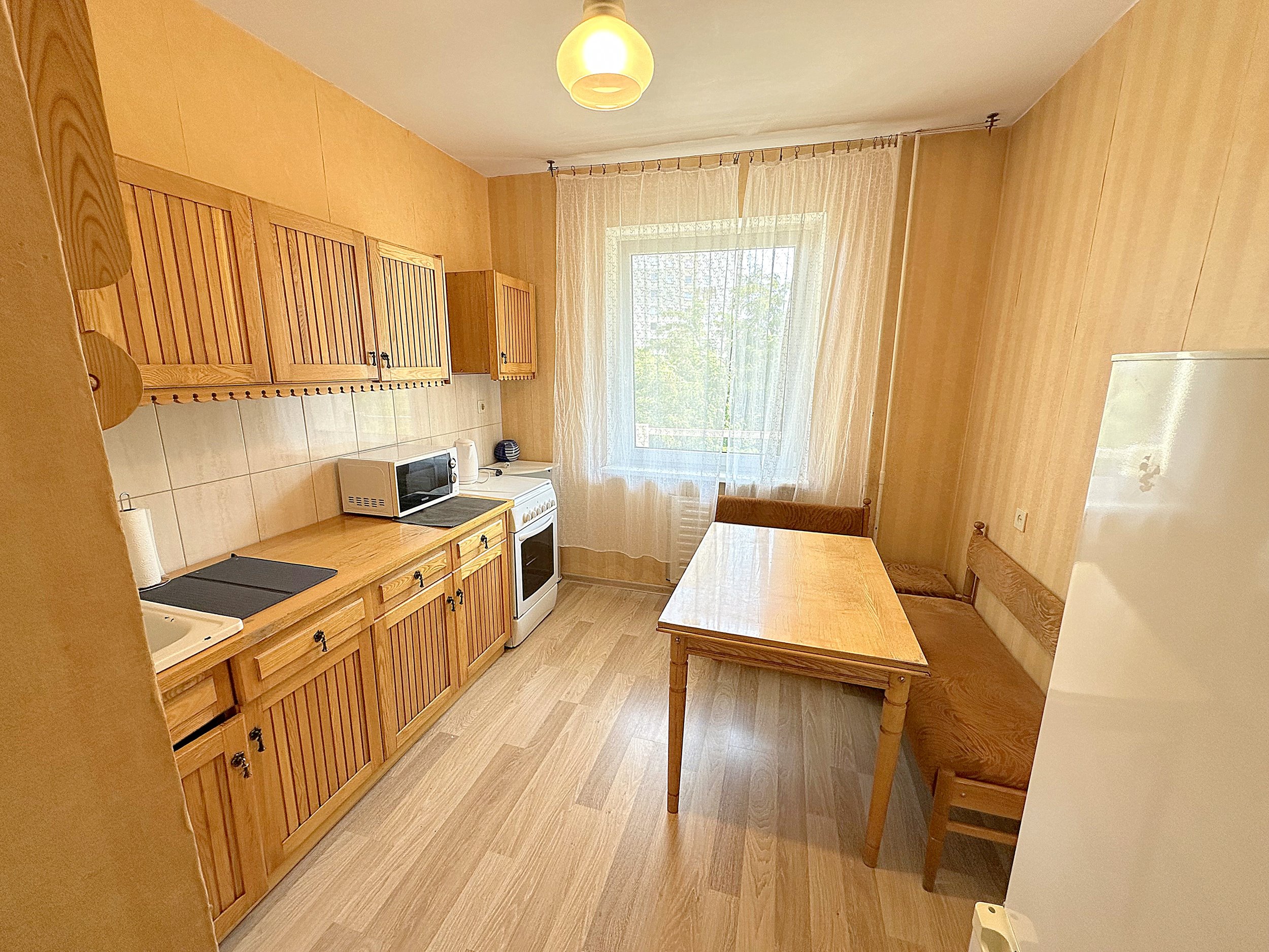 Nuomojamas 1 kambario butas, Fabijoniškės, Vėtrungių g., 36m², 4 aukštas, €380