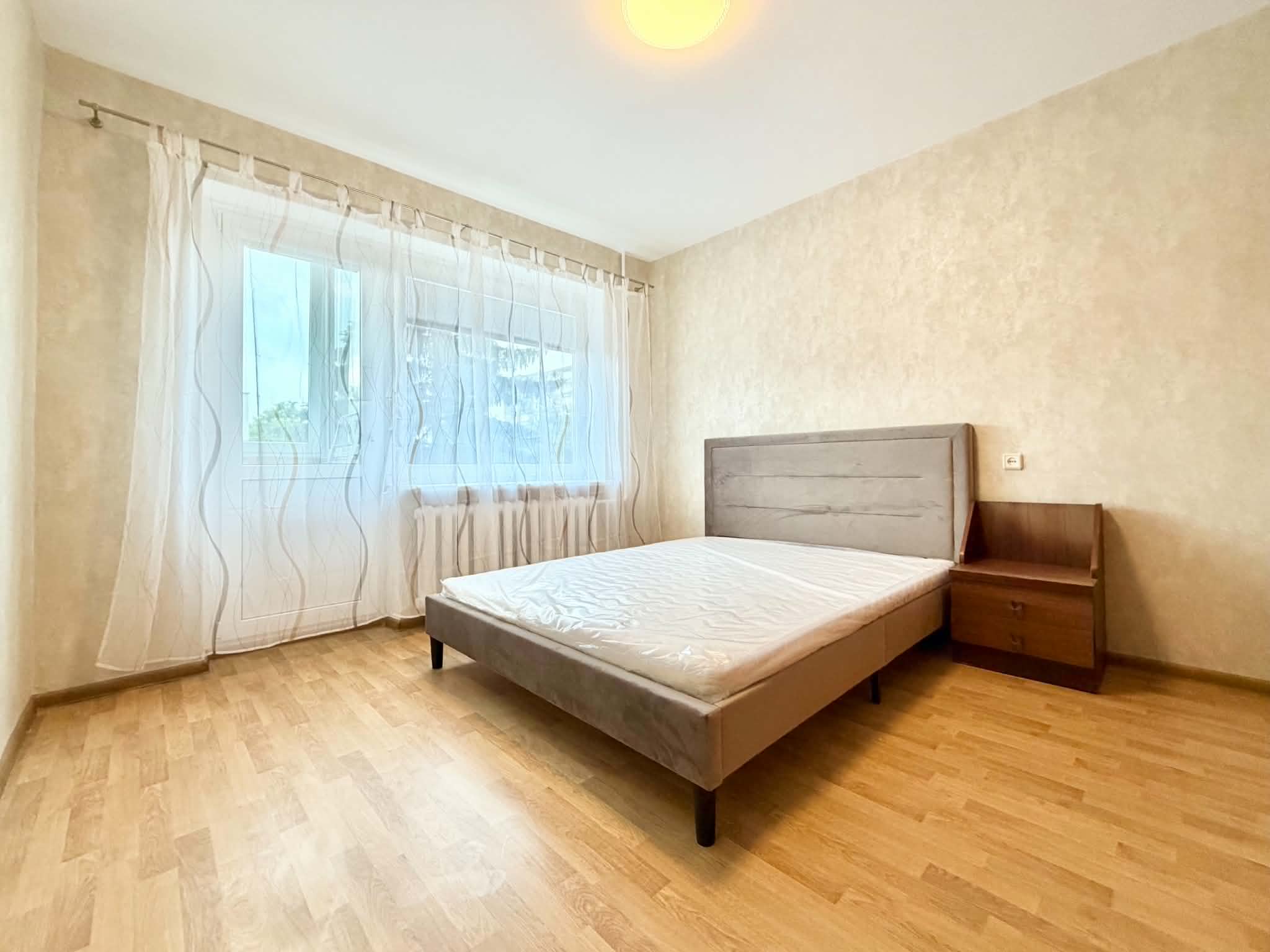 Nuomojamas 2 kambarių butas, Justiniškės, Taikos g., 50m², 3 aukštas
