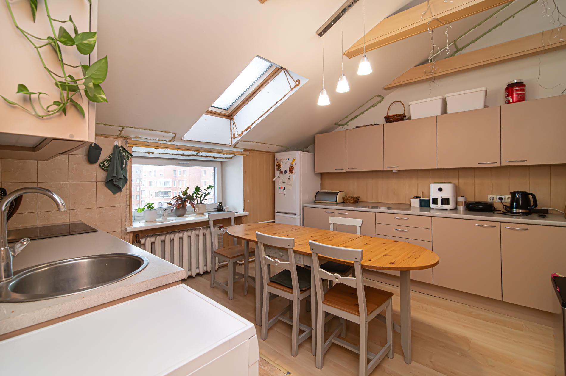 2 kambarių butas, Jeruzalė, Bitininkų g., 81.56m², 11 aukštas, €179000