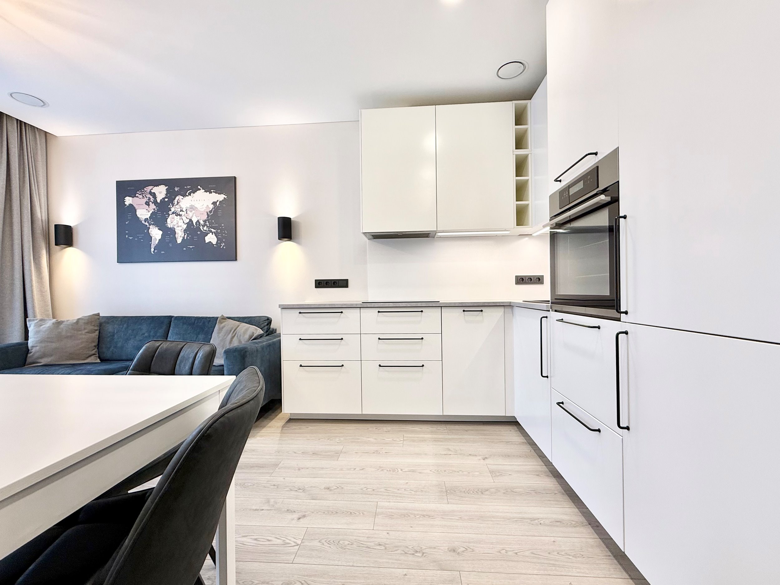 Nuomojamas 2 kambarių butas, Šnipiškės, Rinktinės g., 30m², 1 aukštas, €650