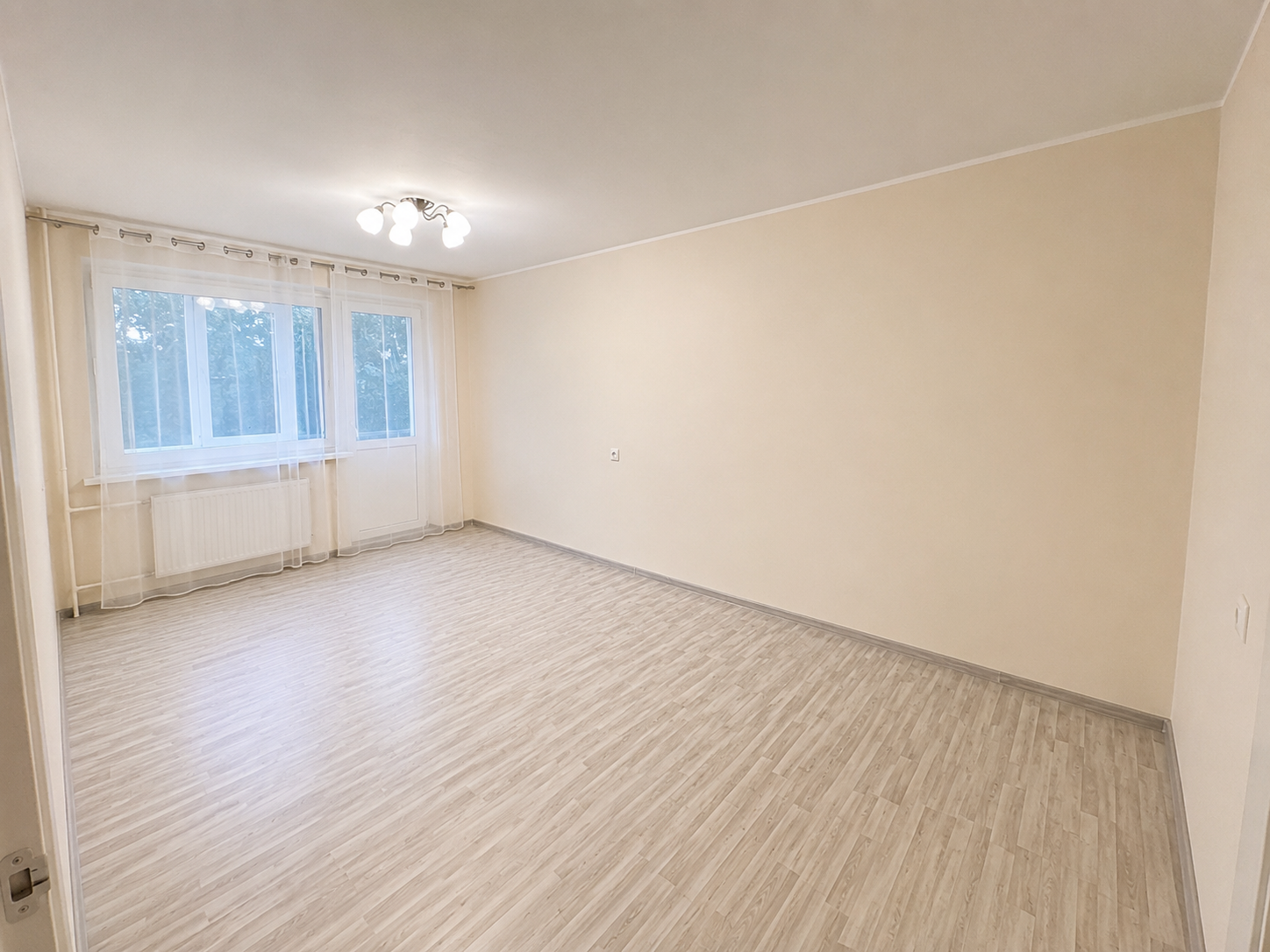 2 kambarių butas, Naujamiestis, Savanorių pr., 44m², 4 aukštas, €142500
