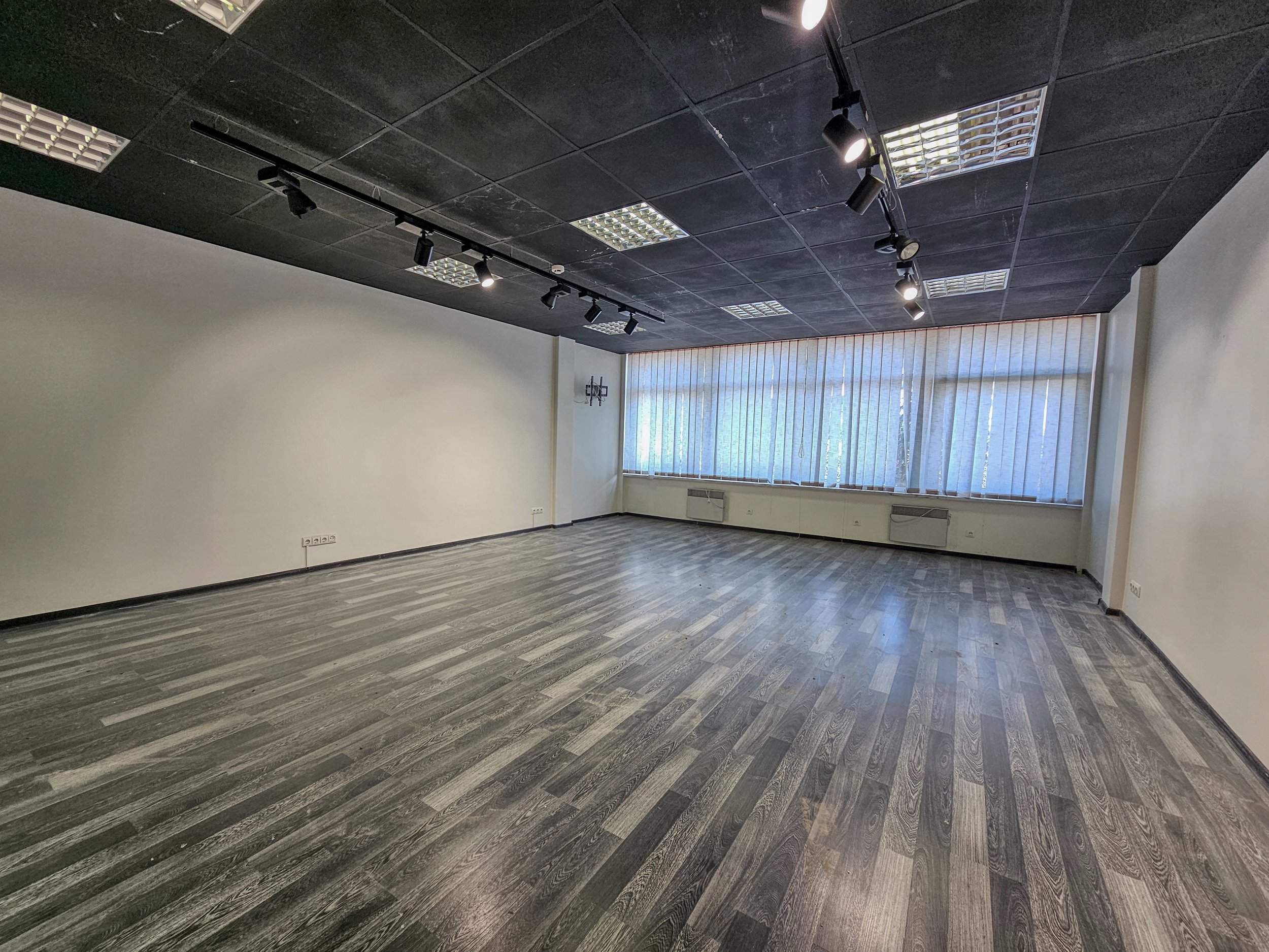 Nuomojamas biuro patalpos, Žirmūnai, Kalvarijų g., 50m², 2 aukštas, €550
