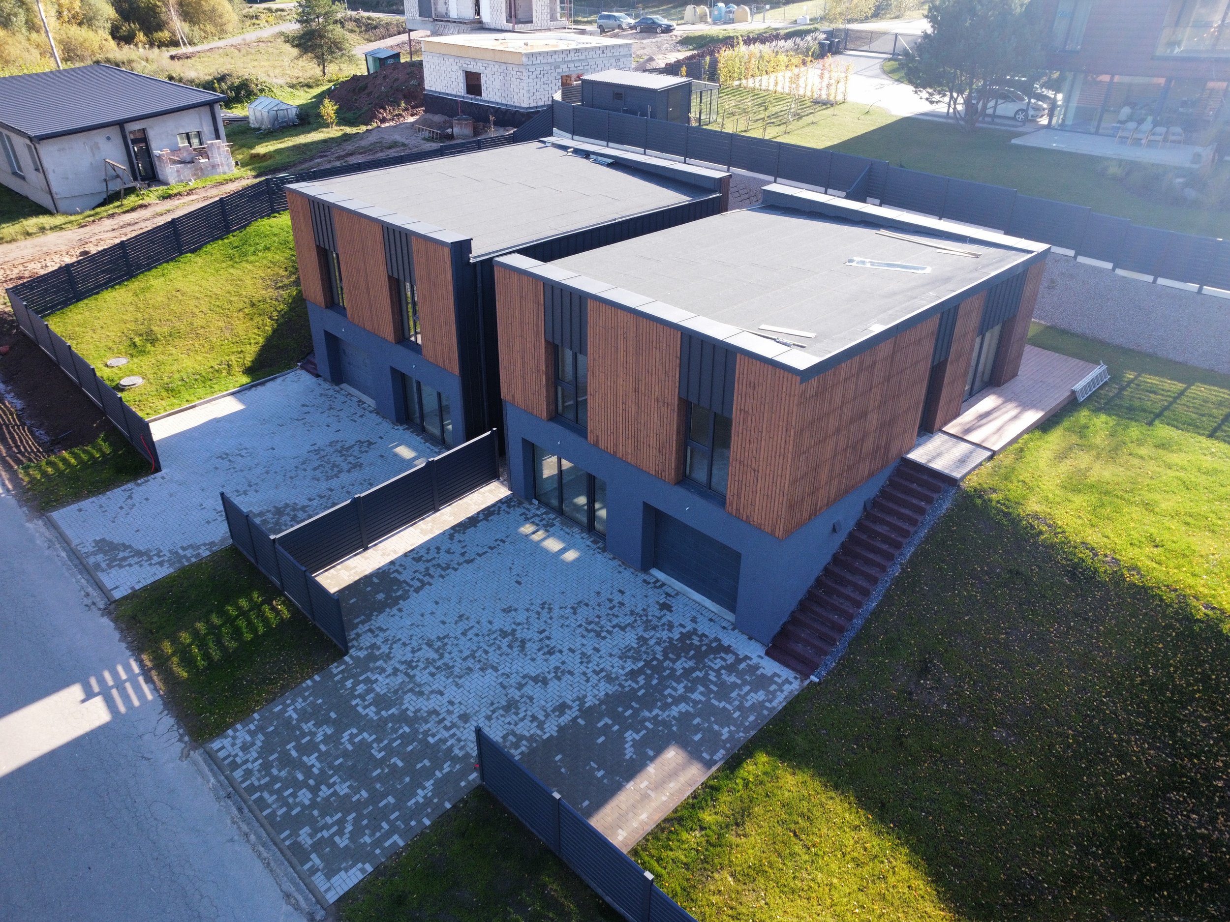 Gyvenamasis namas, Aukštieji Paneriai, Vaivorų g., 2 aukštų, 157.55m², 5.35a, €225000