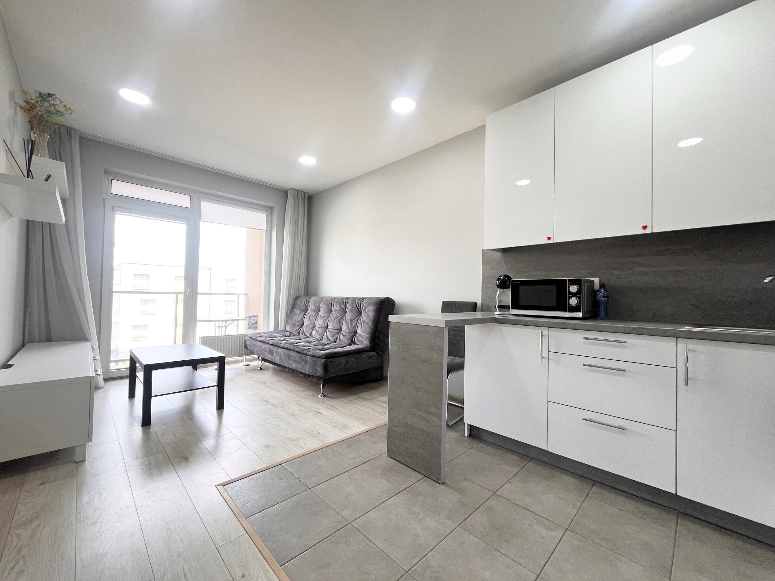 Nuomojamas 2 kambarių butas, Pašilaičiai, Grigalaukio g., 30m², 4 aukštas, €650