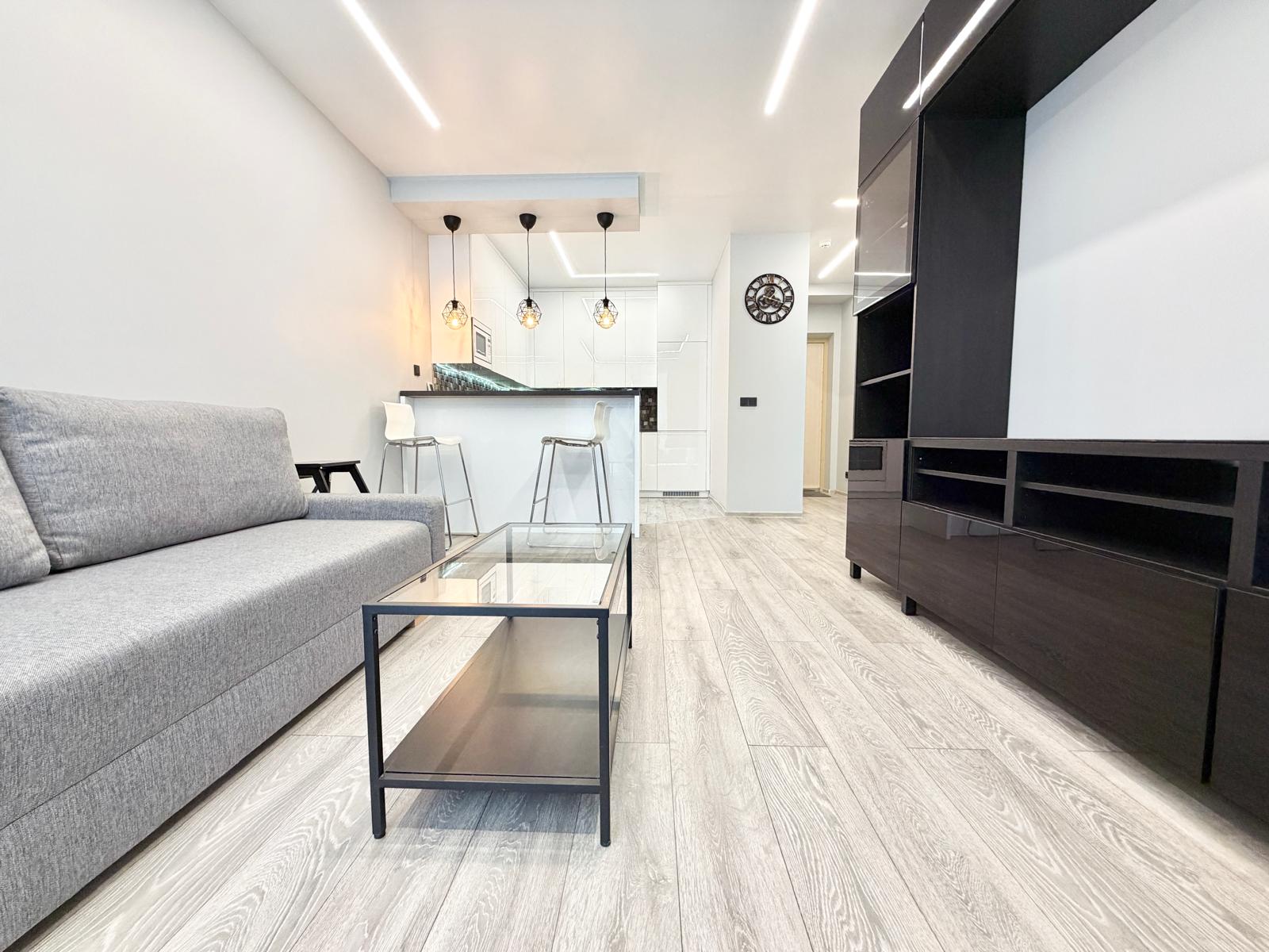 Nuomojamas 2 kambarių butas, Baltupiai, Jurgio Lebedžio g., 46m², 1 aukštas, €750