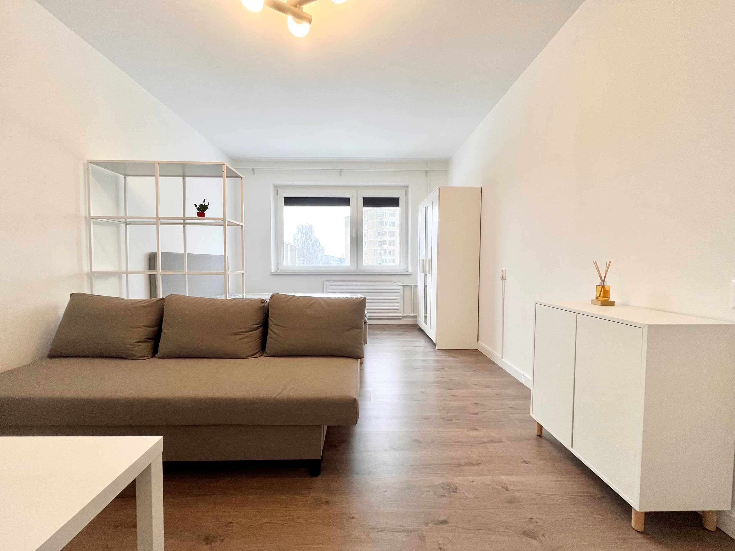 Nuomojamas 1 kambario butas, Fabijoniškės, Vėtrungių g., 40m², 4 aukštas, €450