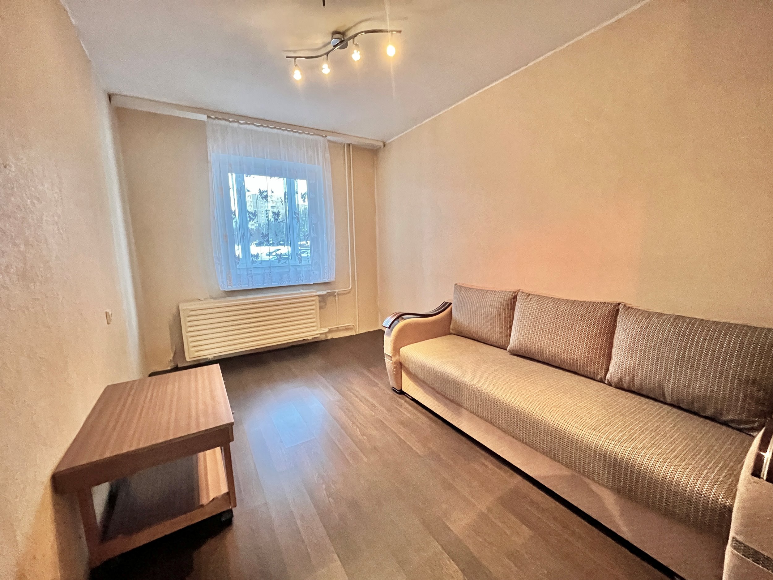Nuomojami 3 kambariai, Fabijoniškės, Fabijoniškių g., 67m², 1 aukštas, €200