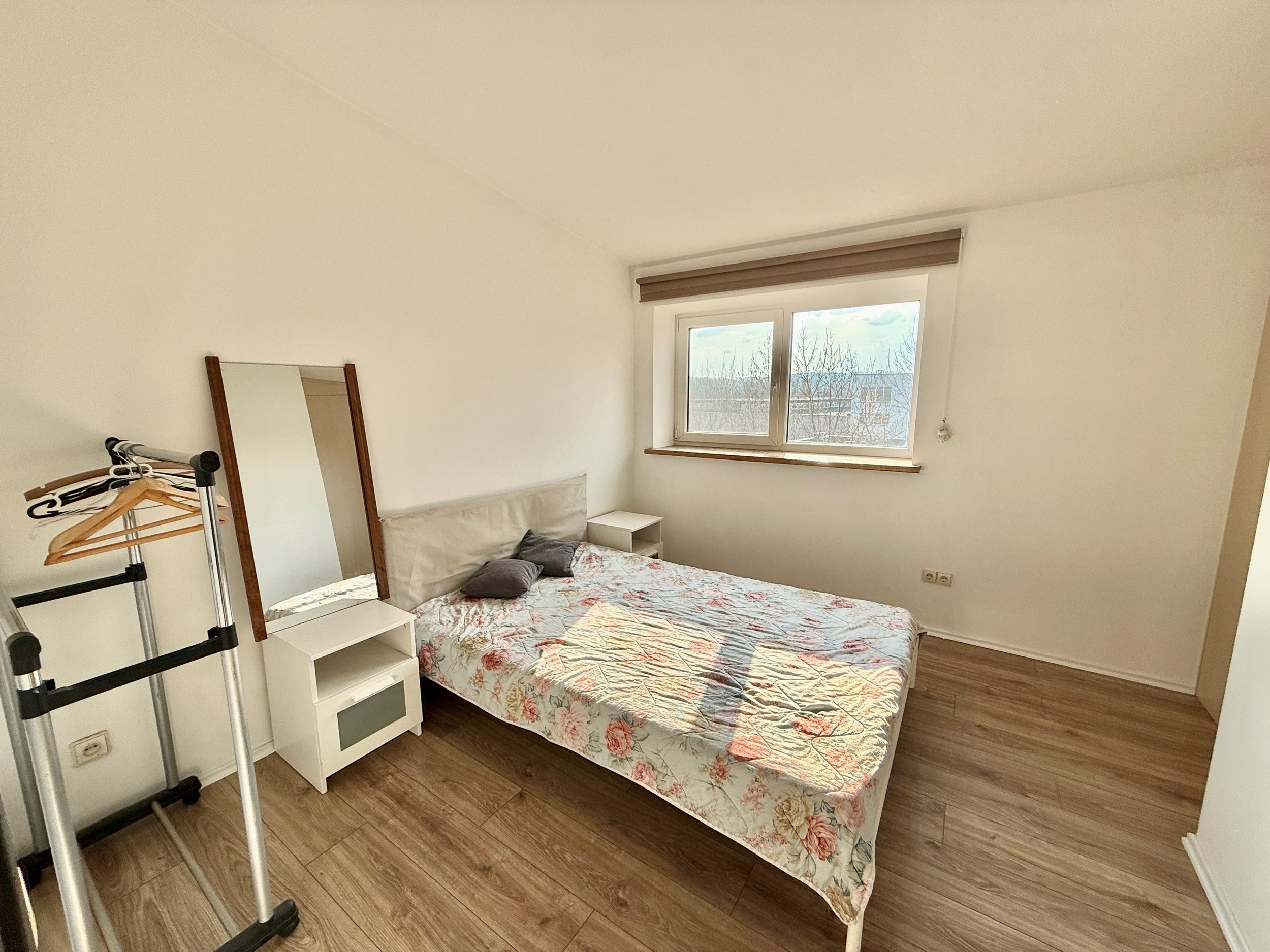 Nuomojamas sublokuotas namas, Naujoji Vilnia, Pramonės g., 2 aukštų, 59m², 2a, €720