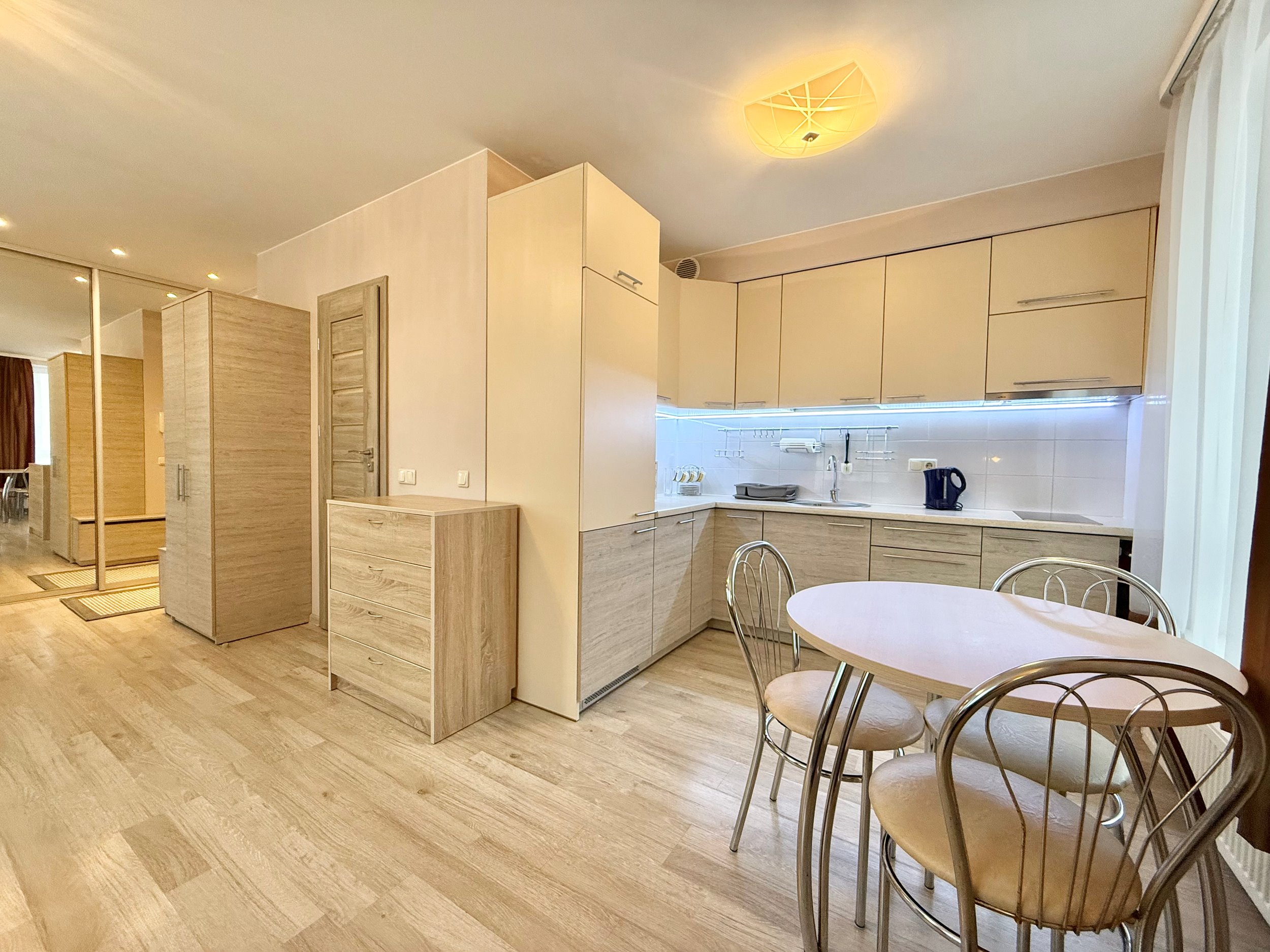 Nuomojamas 1 kambario butas, Naujamiestis, Mindaugo g., 32m², 2 aukštas, €500