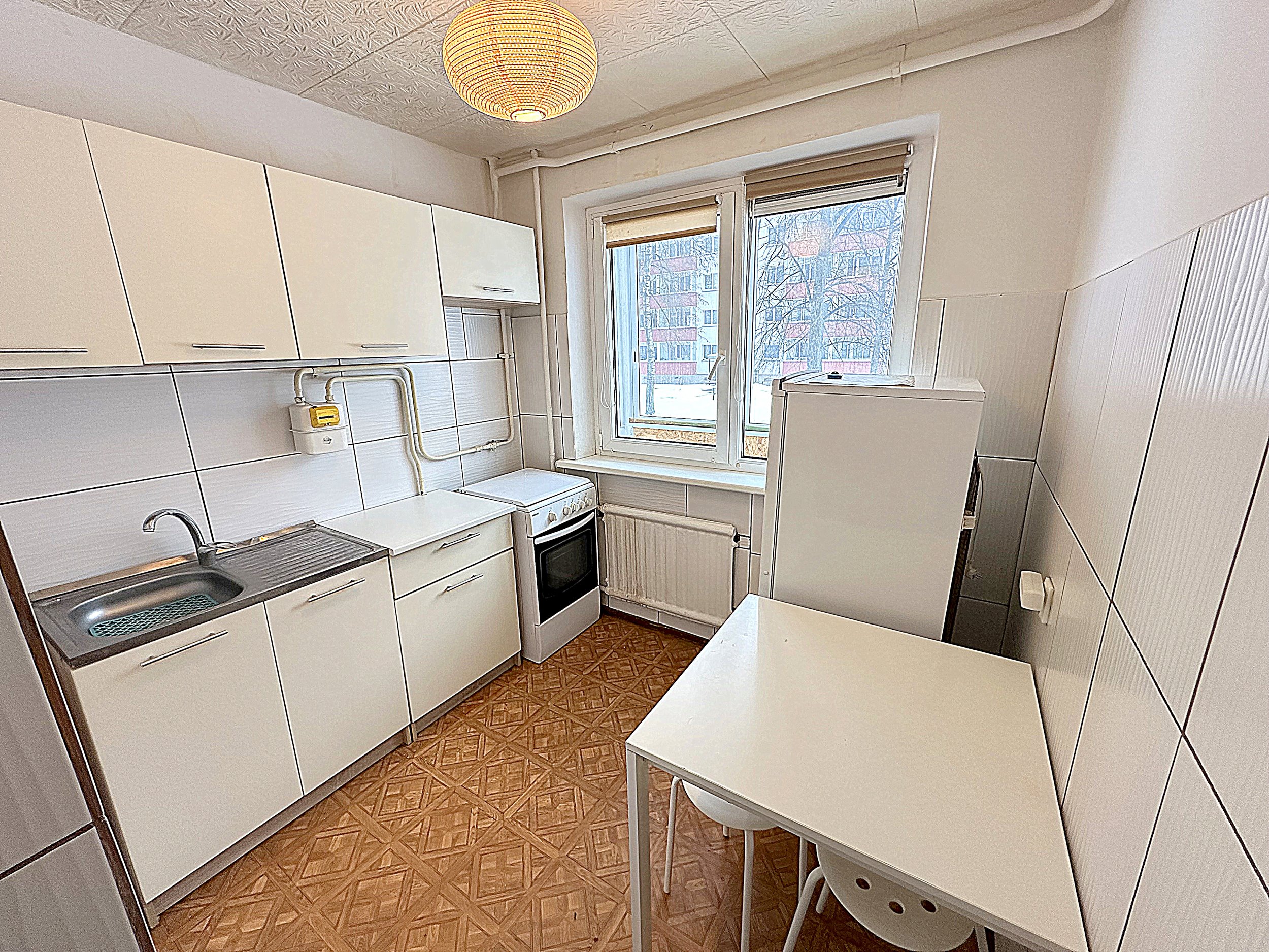 Nuomojamas 1 kambario butas, Žirmūnai, Žirmūnų g., 32m², 1 aukštas, €380