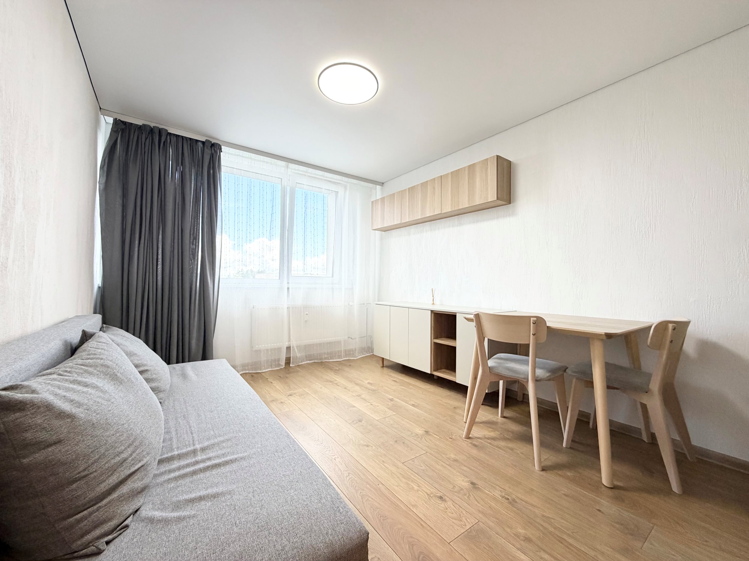 Nuomojamas 1 kambario butas, Naujininkai, Kapsų g., 20m², 5 aukštas, €500